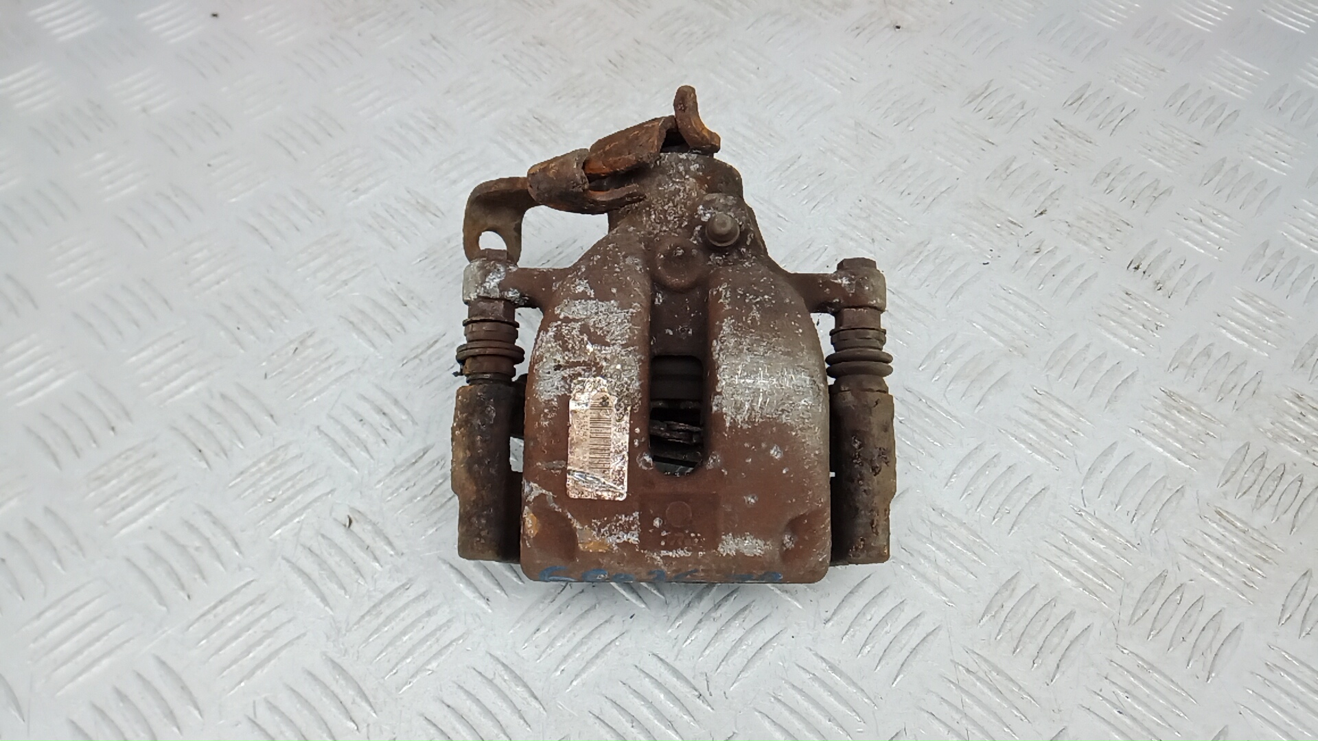 Суппорт задний правый