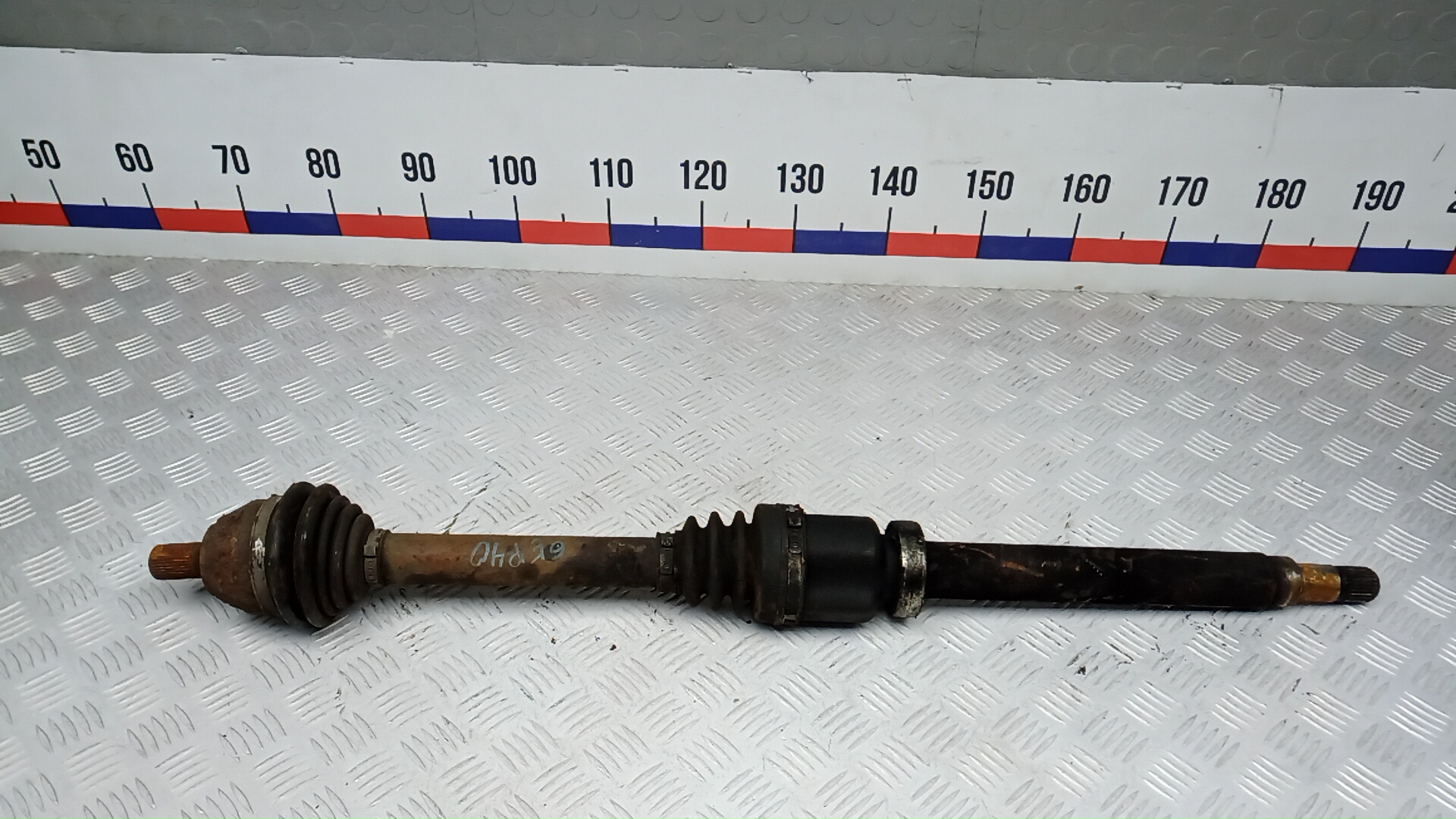 Полуось передняя правая