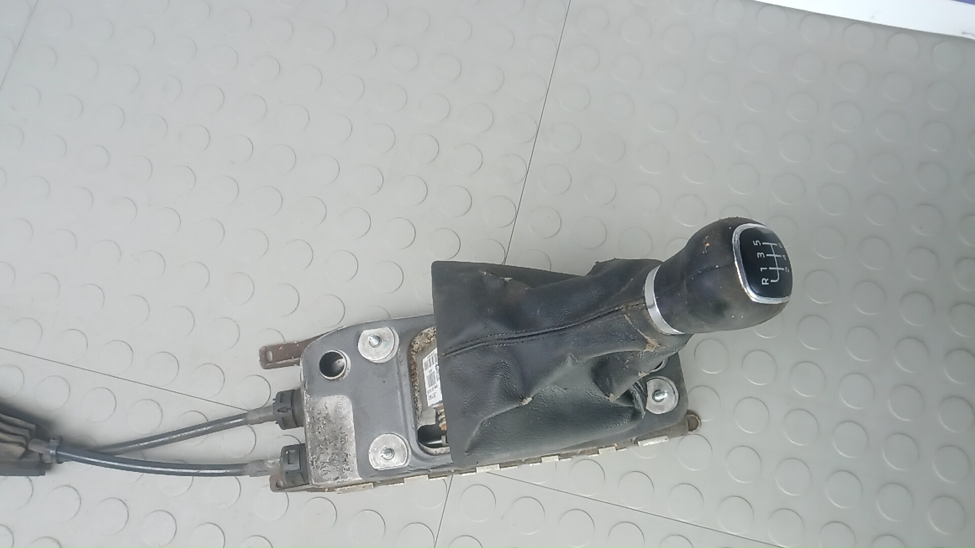 Кулиса МКПП / АКПП