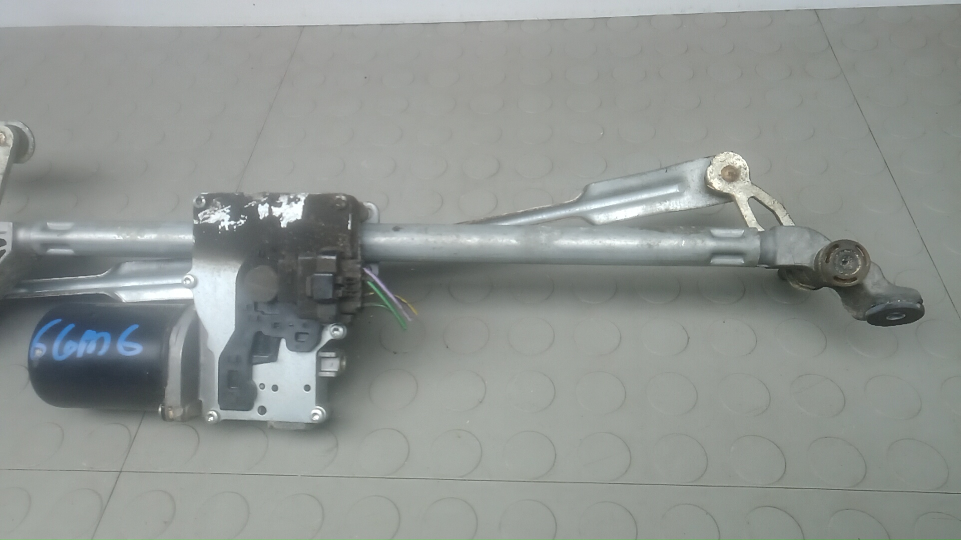 Трапеция стеклоочистителей