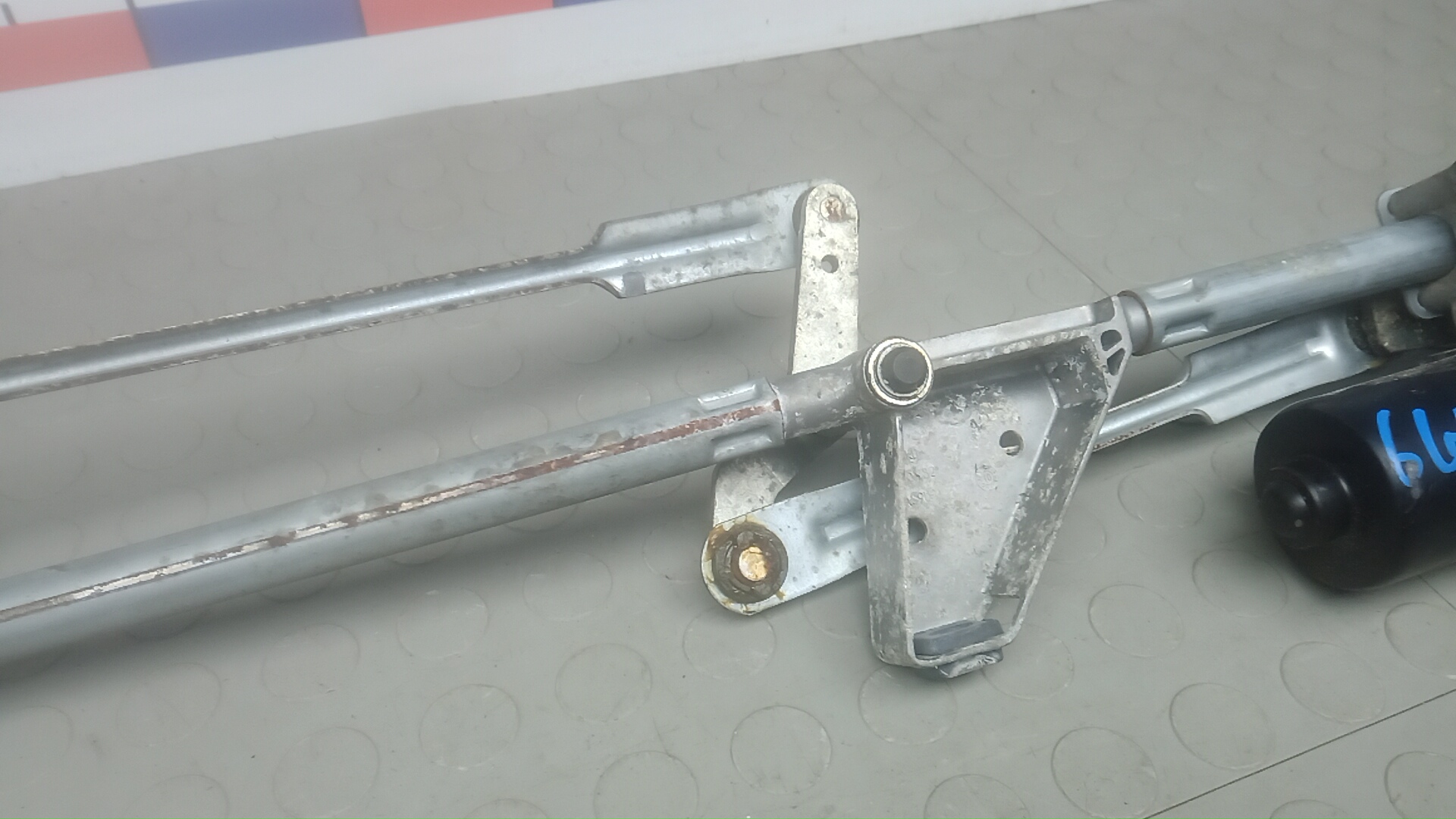 Трапеция стеклоочистителей