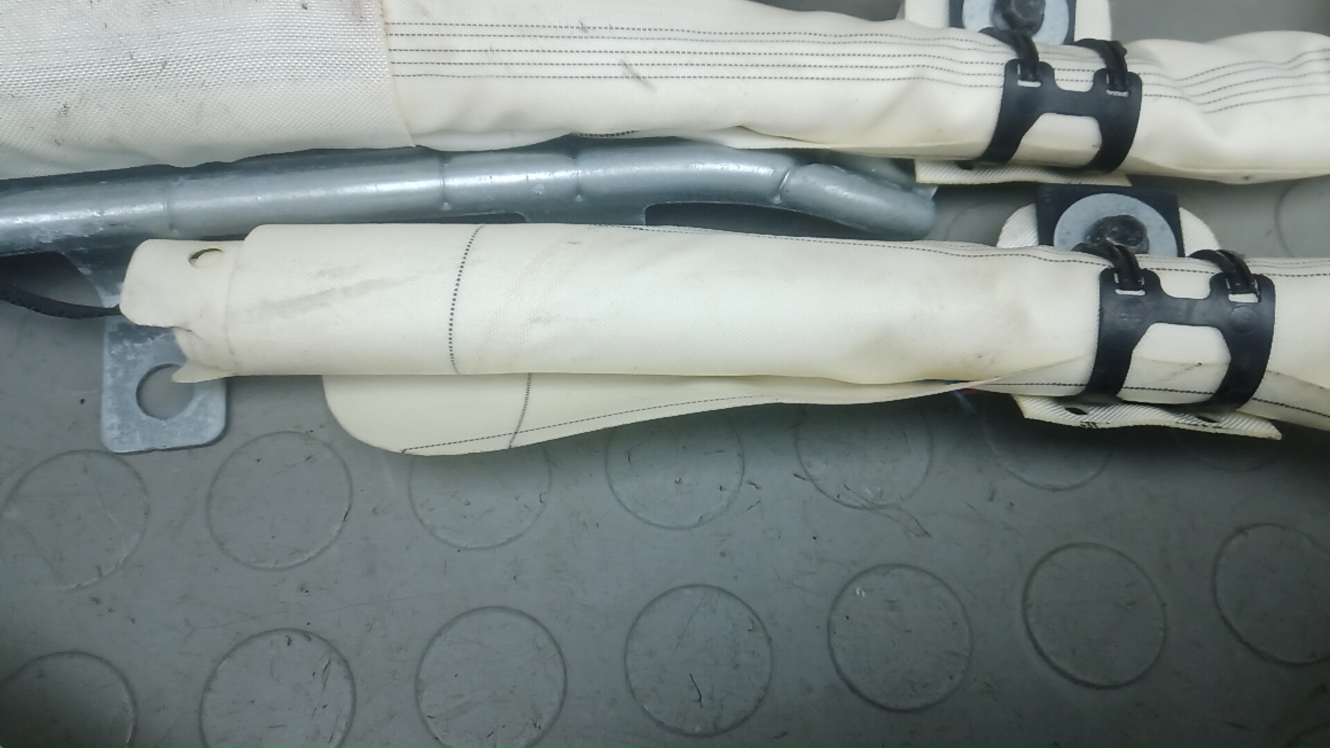 Подушка безопасности боковая (шторка)