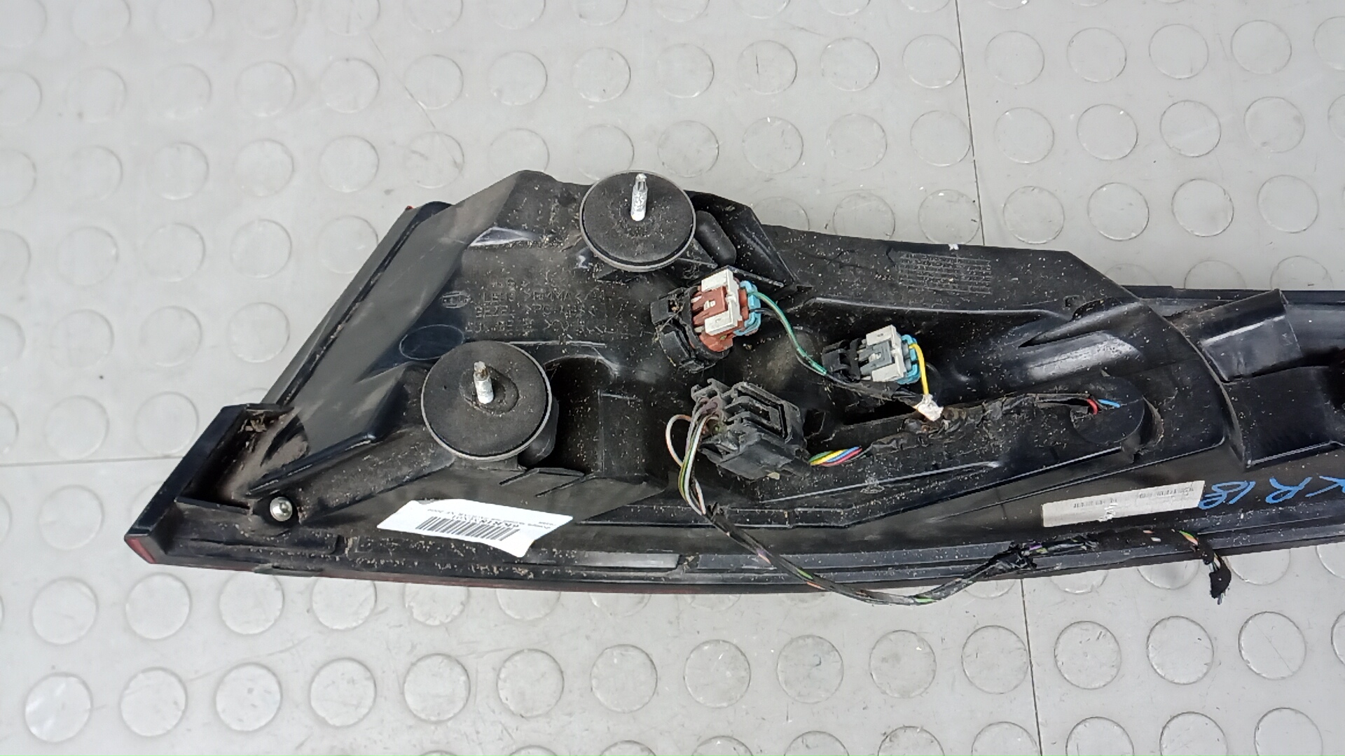 Фонарь задний левый