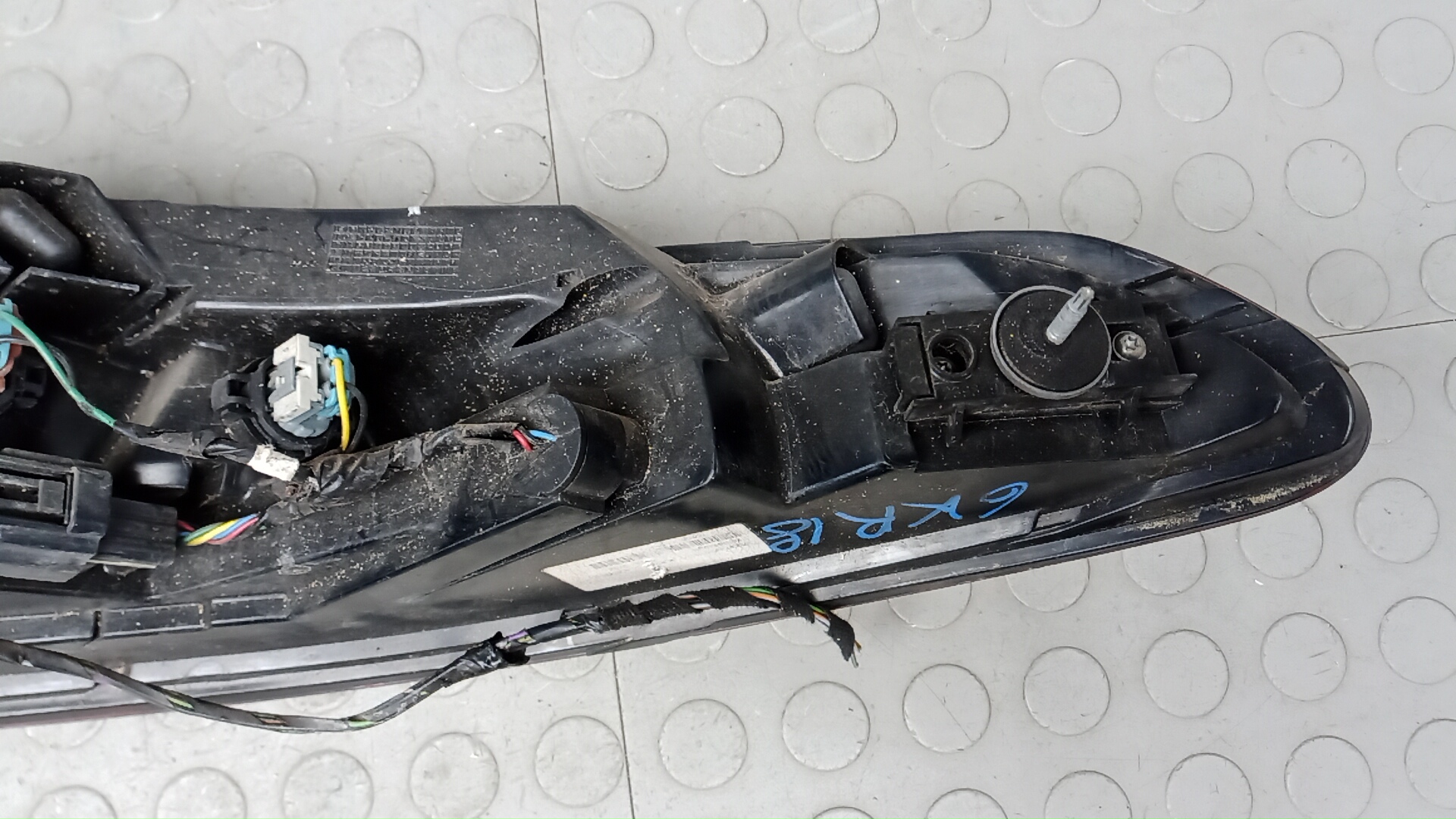 Фонарь задний левый