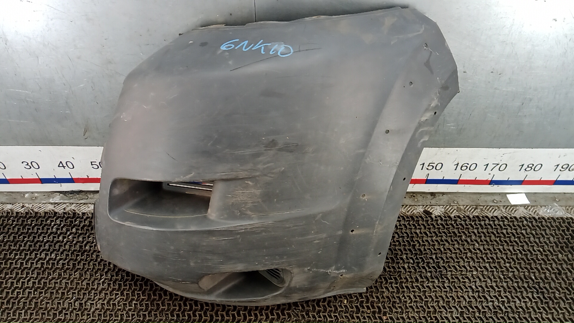 Накладка переднего бампера левая