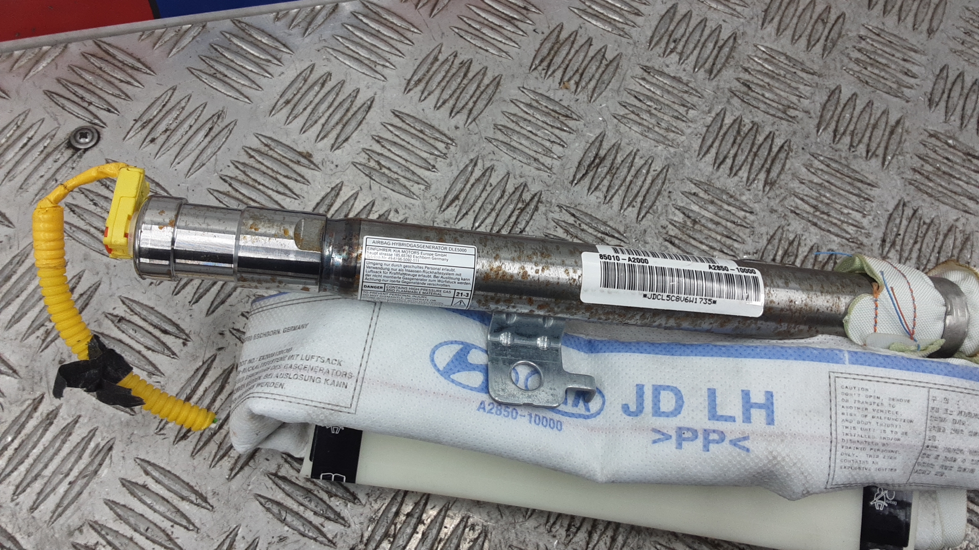 Подушка безопасности боковая (шторка)