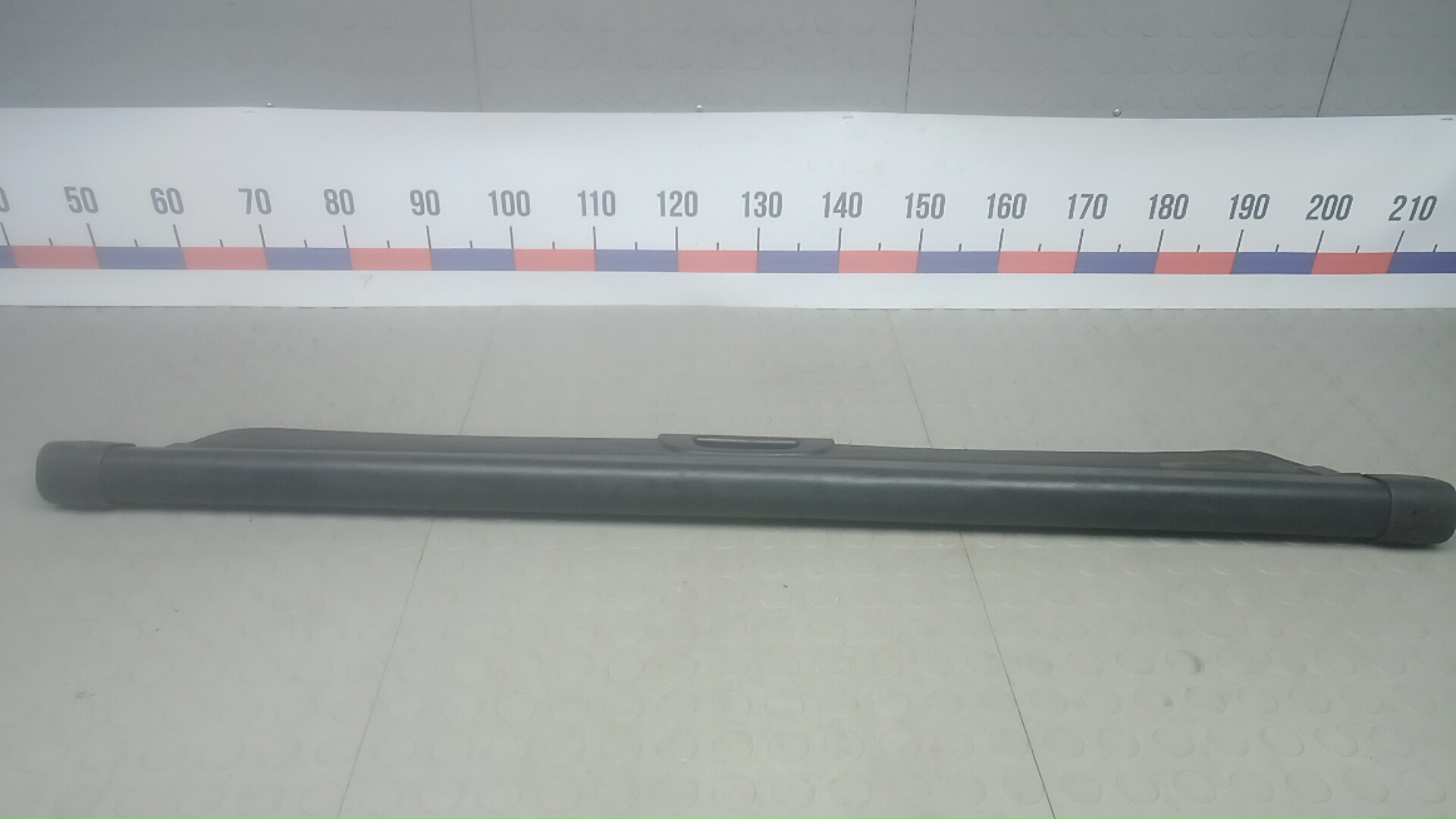 Шторка багажника