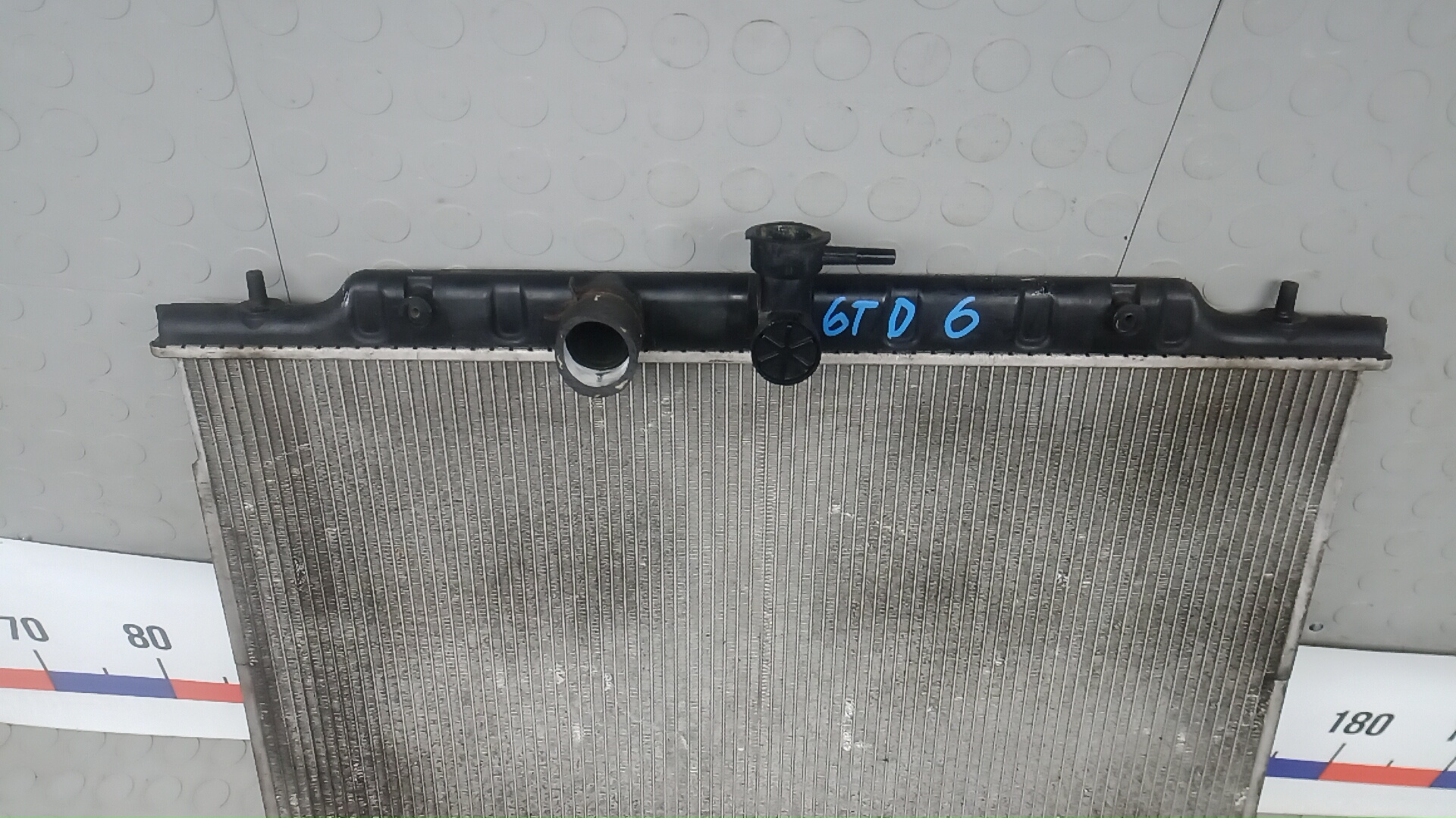 Радиатор охлаждения двигателя основной