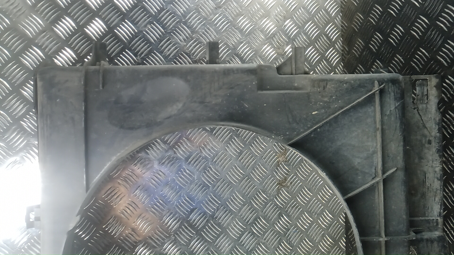 Диффузор вентилятора