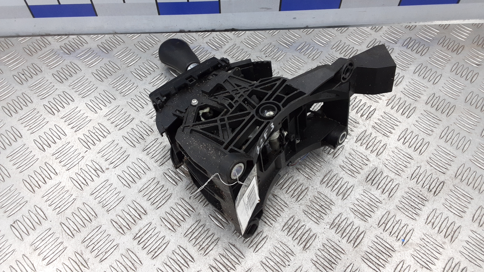 Кулиса МКПП / АКПП