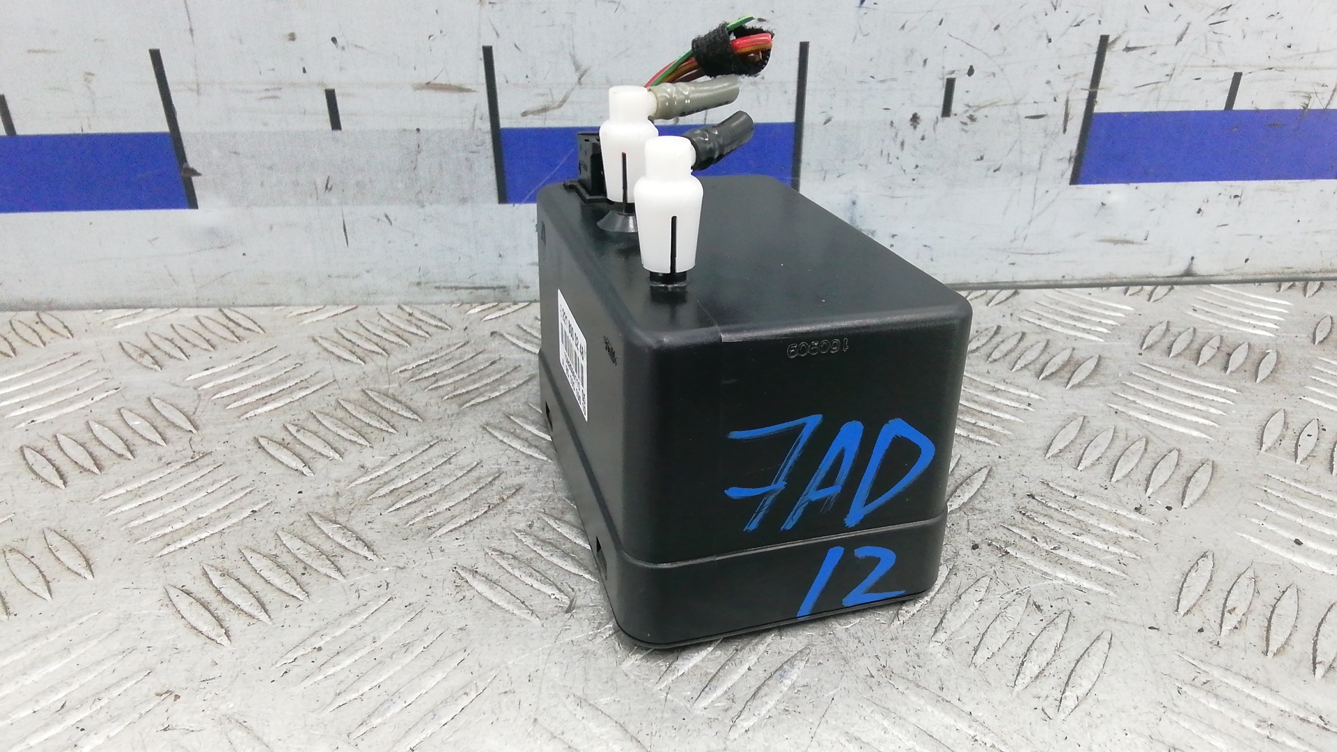 Вакуумное устройство системы центрального замка