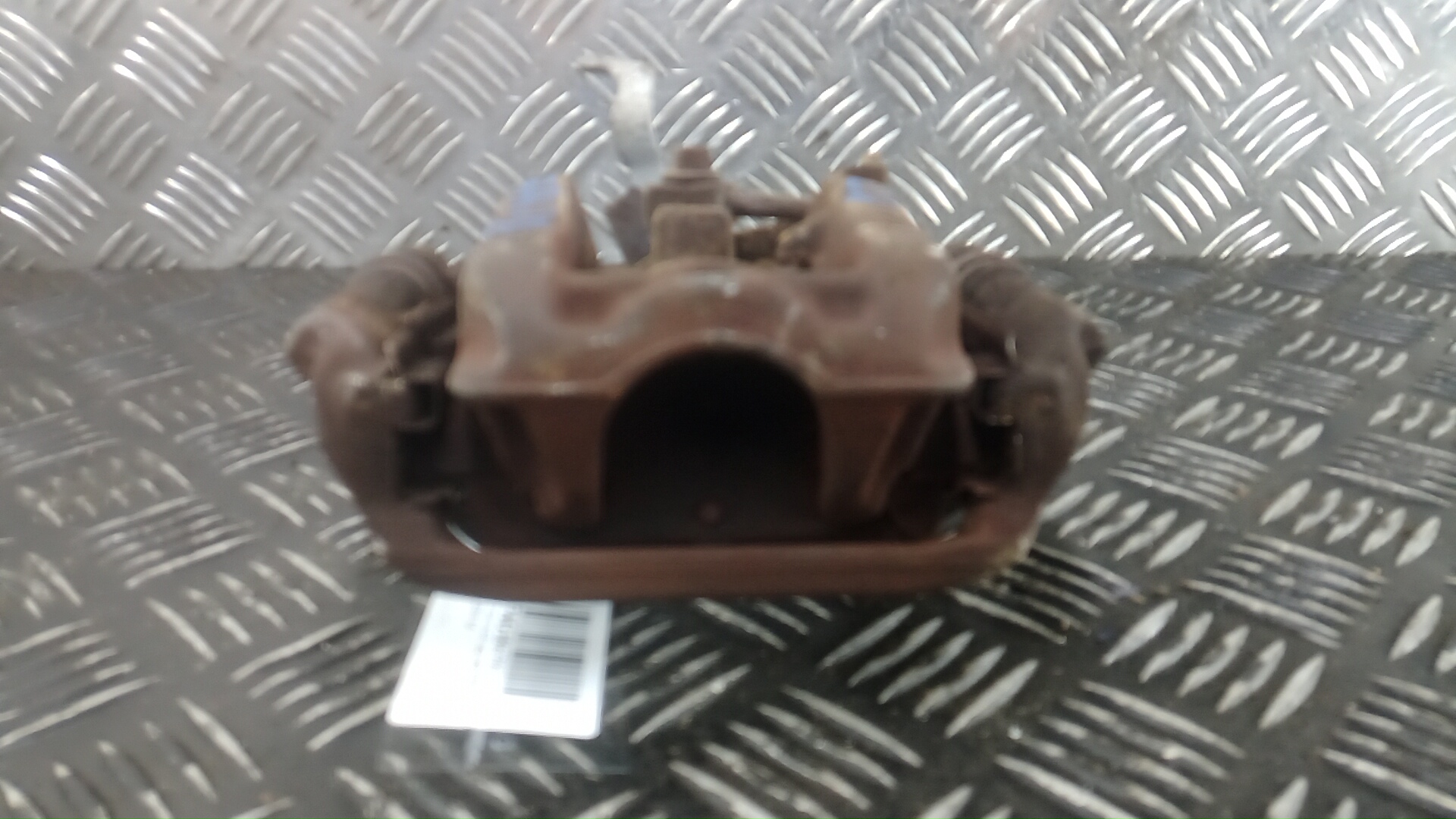 Суппорт задний левый