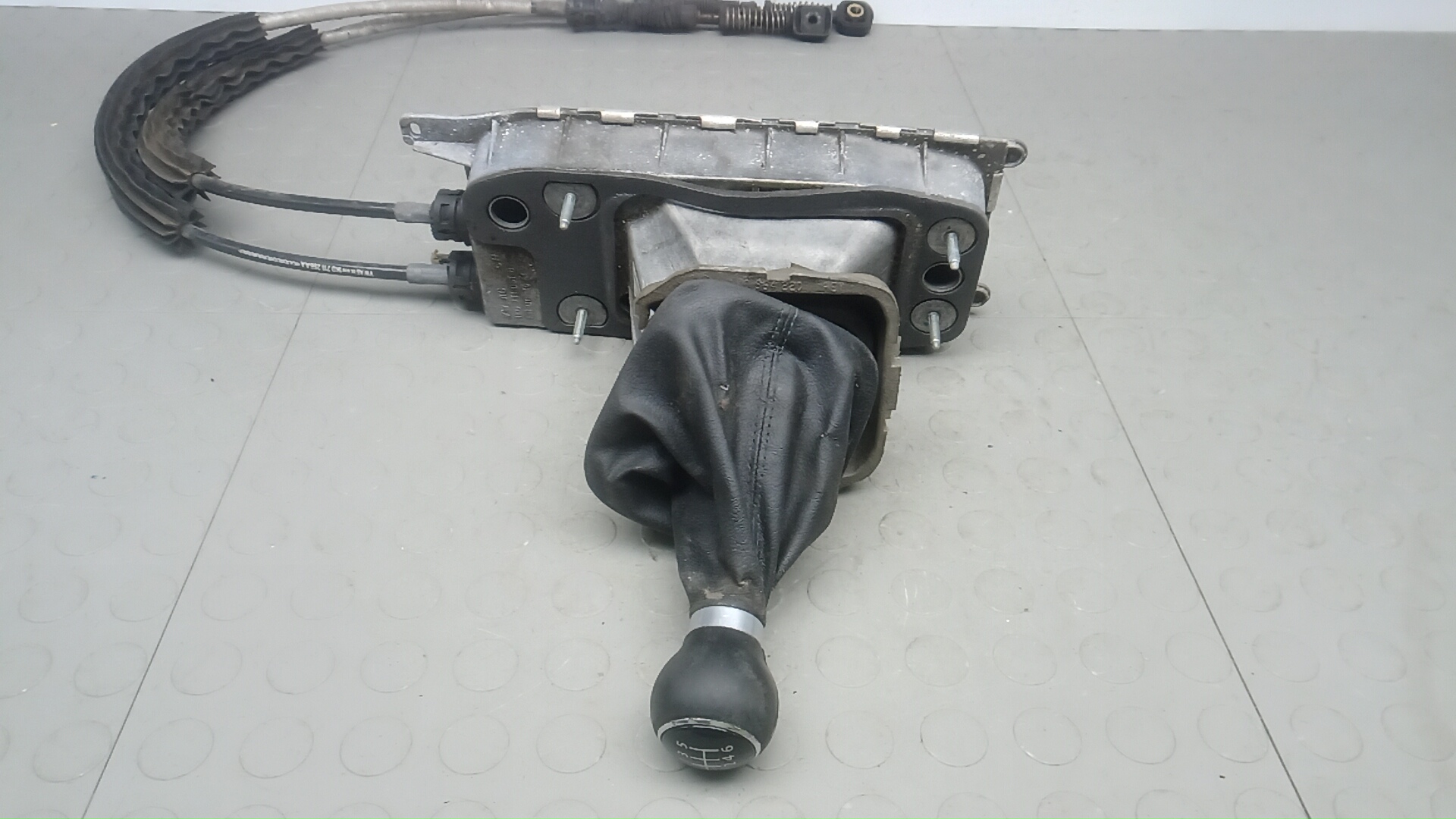 Кулиса МКПП / АКПП