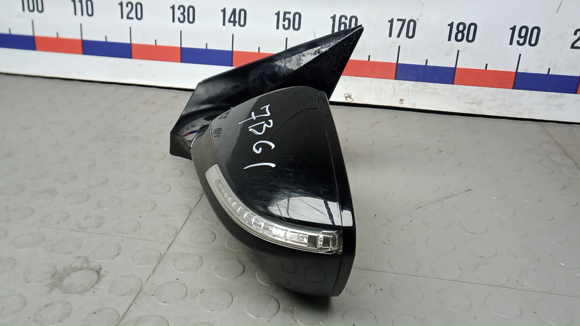 Зеркало левое электрическое