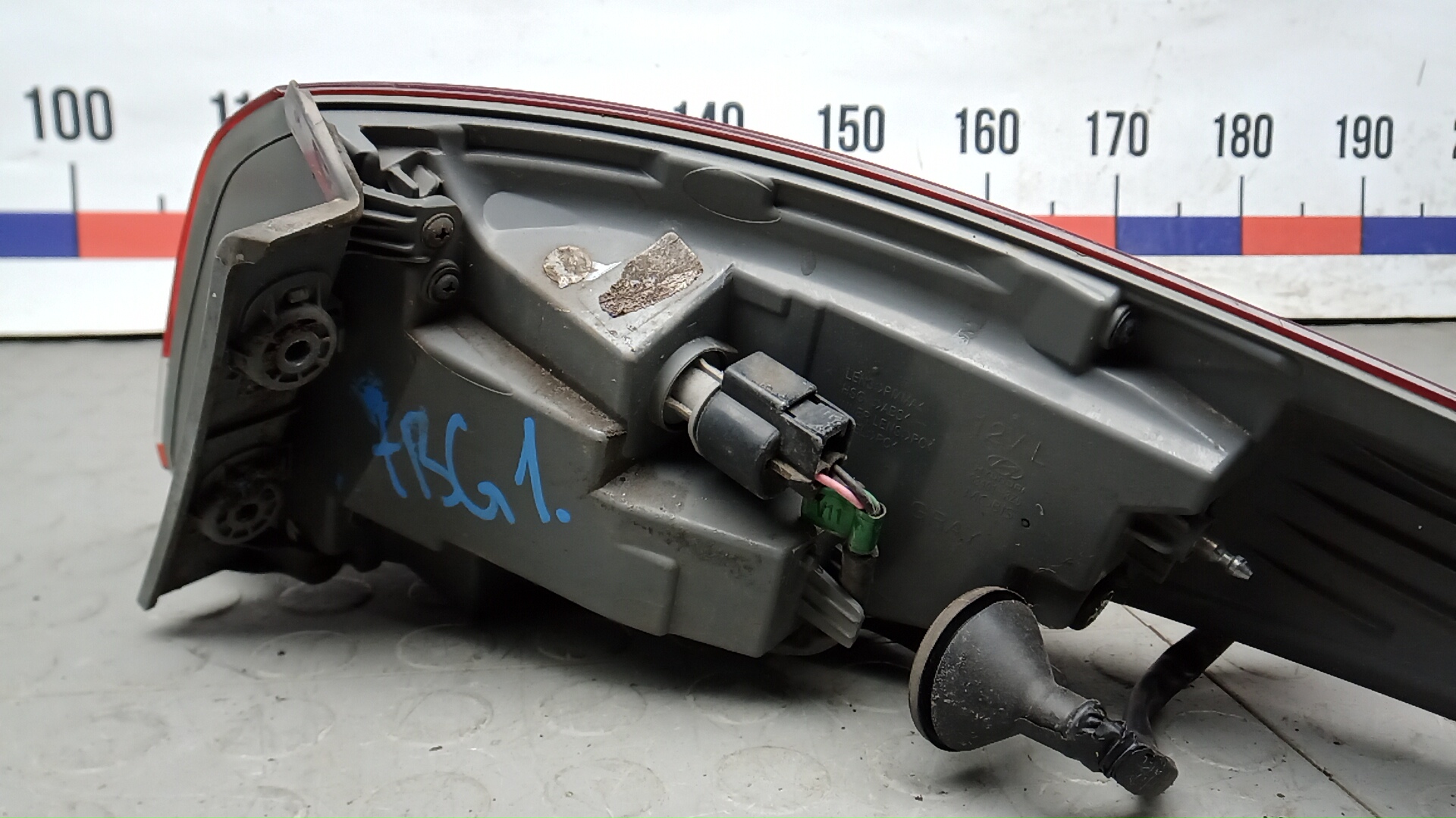 Фонарь задний левый