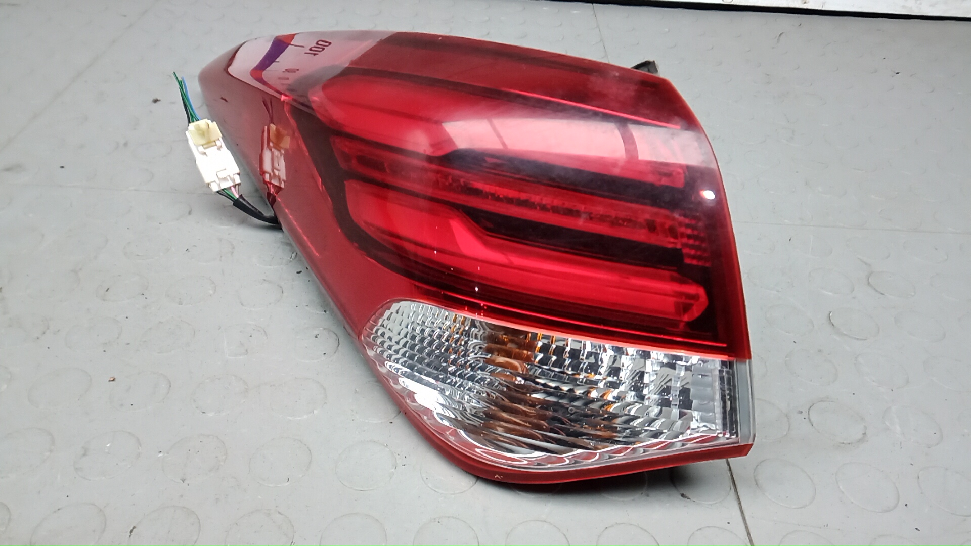 Фонарь задний левый