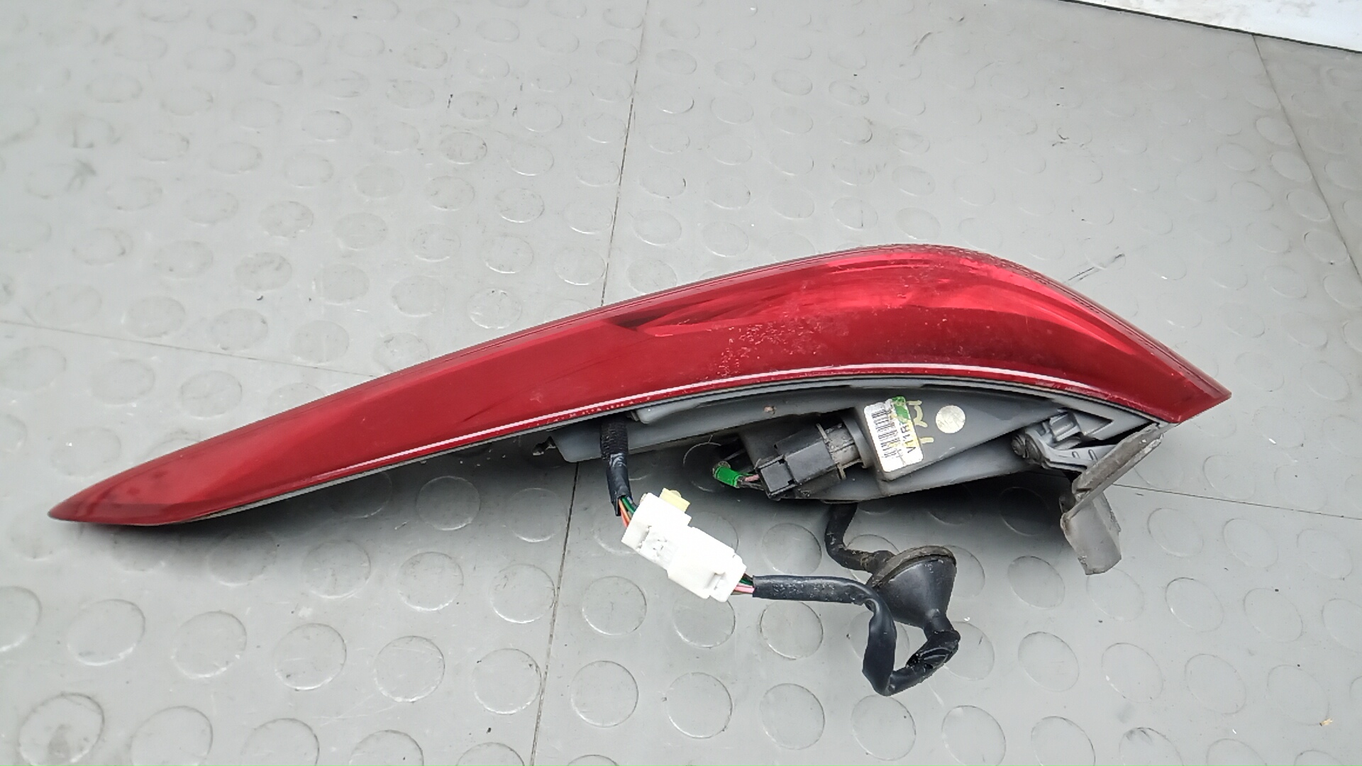 Фонарь задний правый