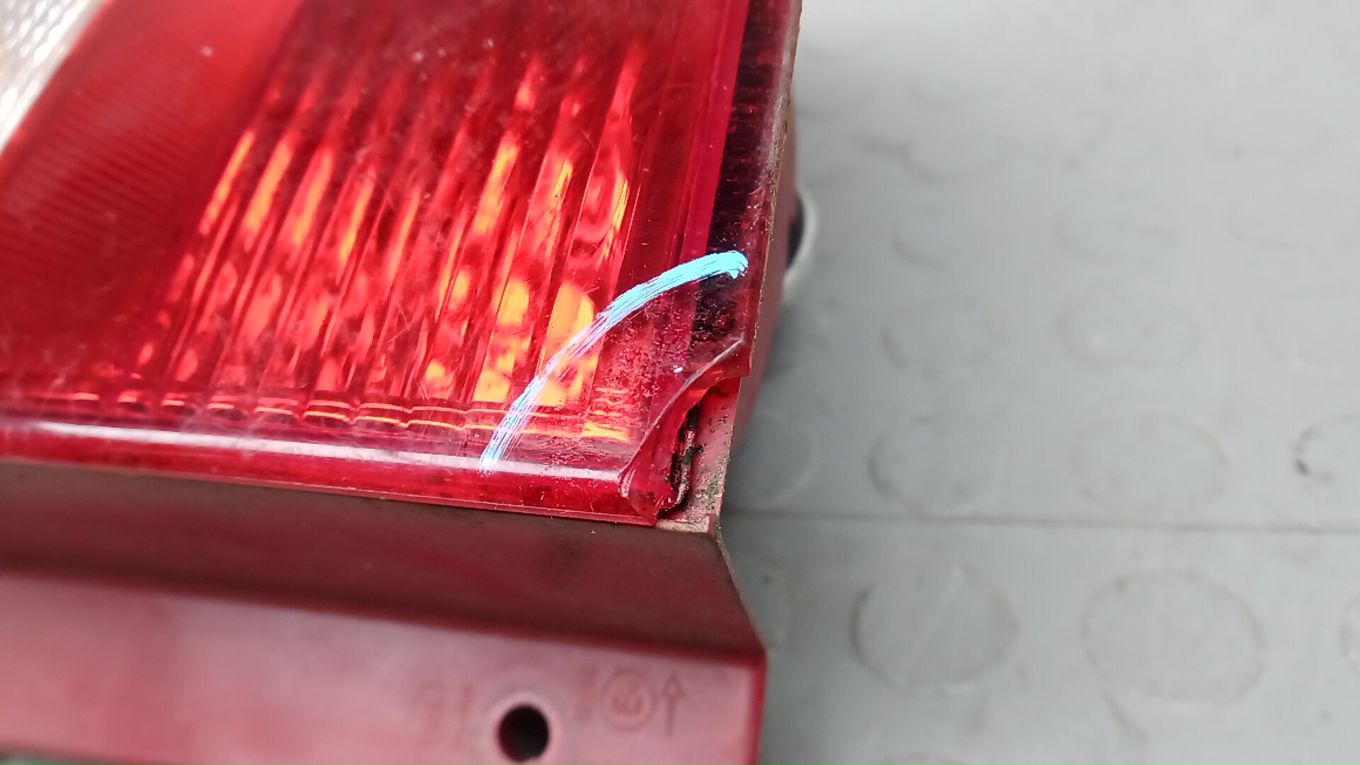 Фонарь задний правый