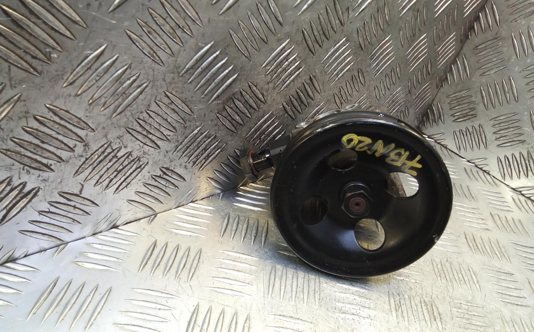 Насос ГУР (гидроусилитель руля)