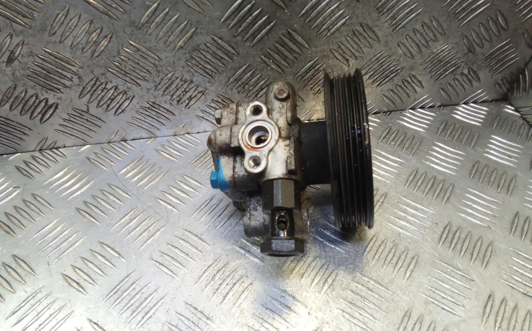 Насос ГУР (гидроусилитель руля)