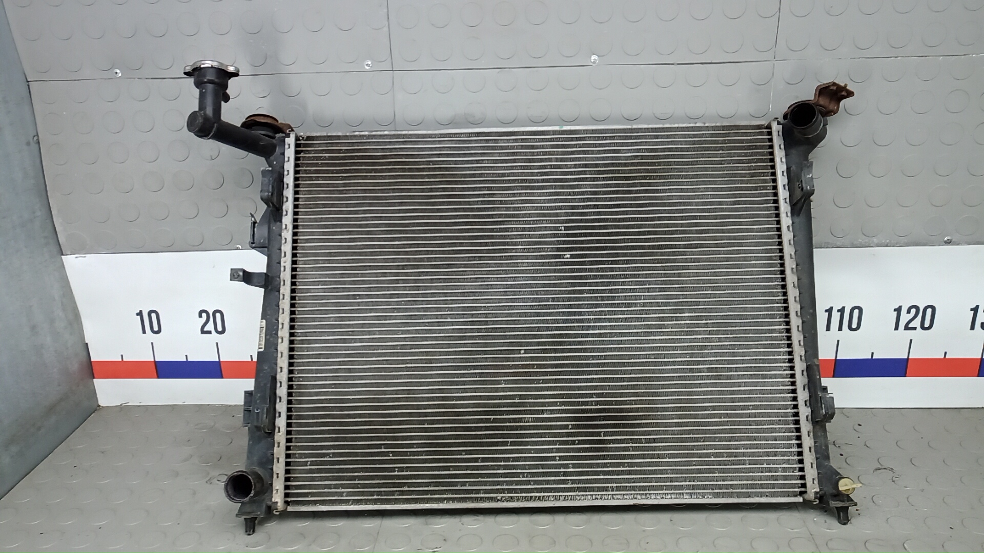 Радиатор охлаждения двигателя основной