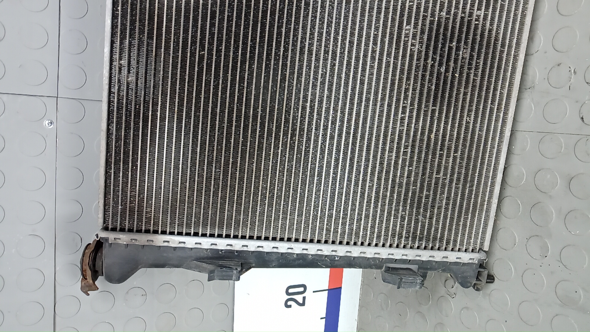 Радиатор охлаждения двигателя основной