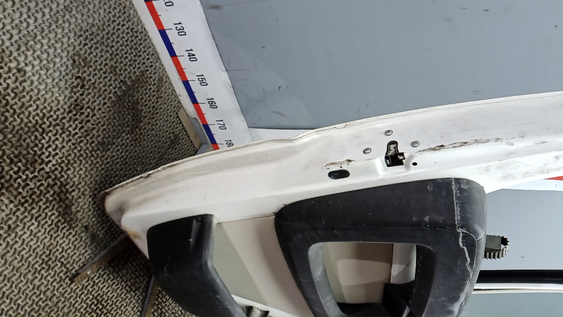 Дверь передняя левая