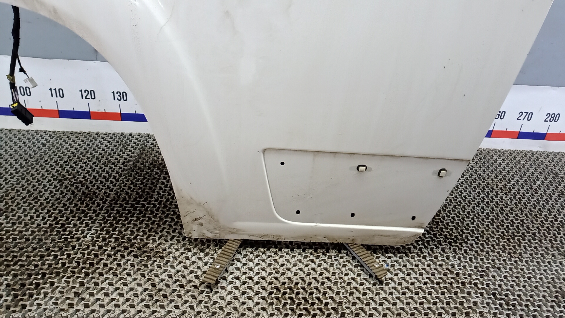 Дверь передняя левая