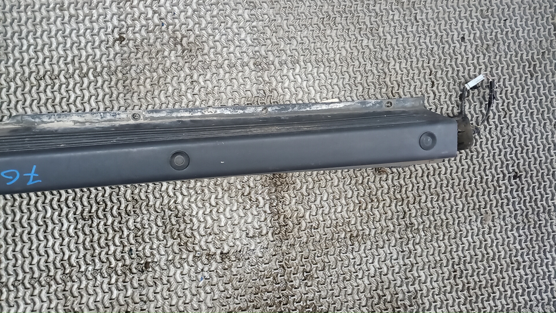 Бампер задний