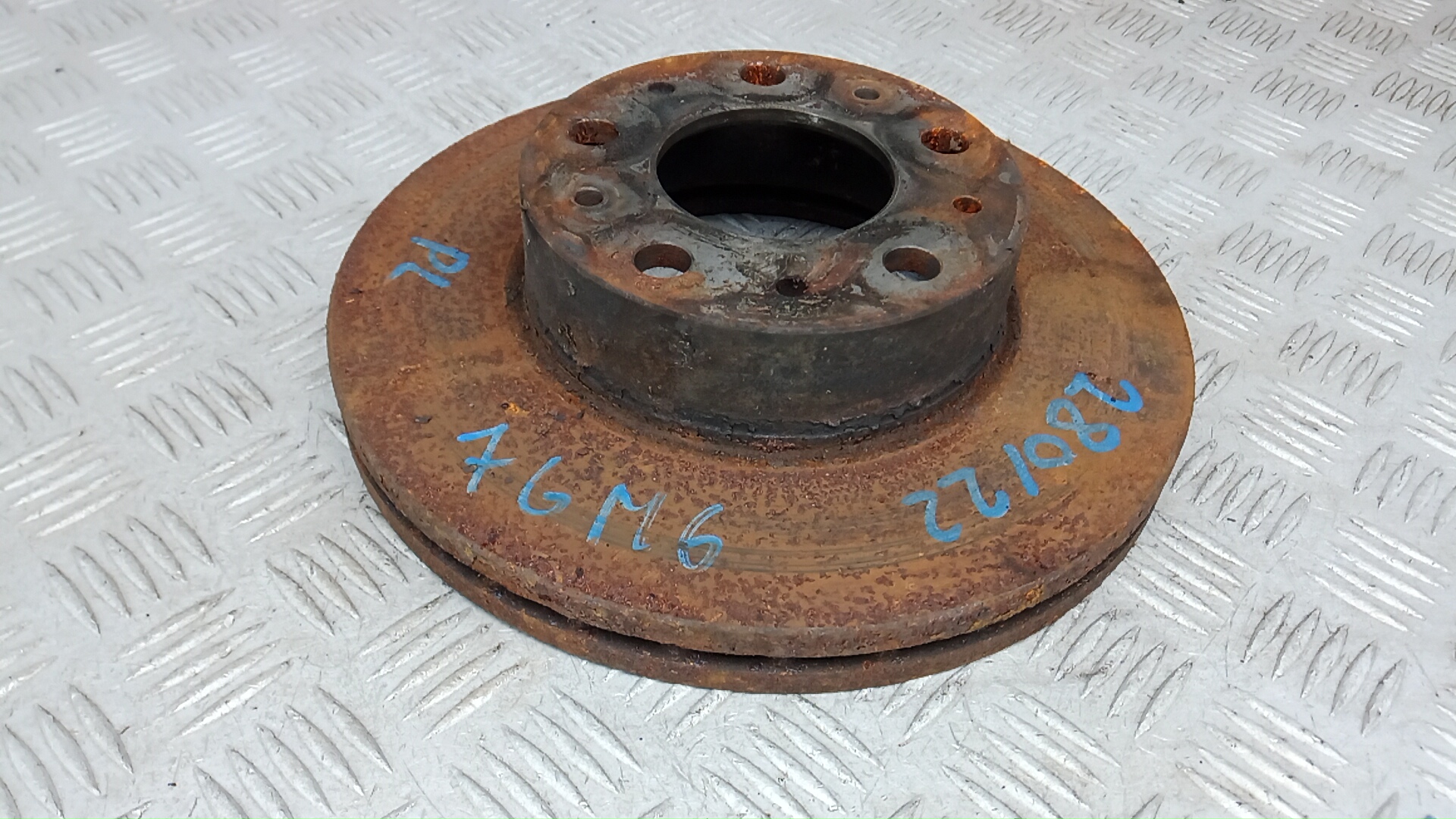 Диск тормозной передний вентилируемый