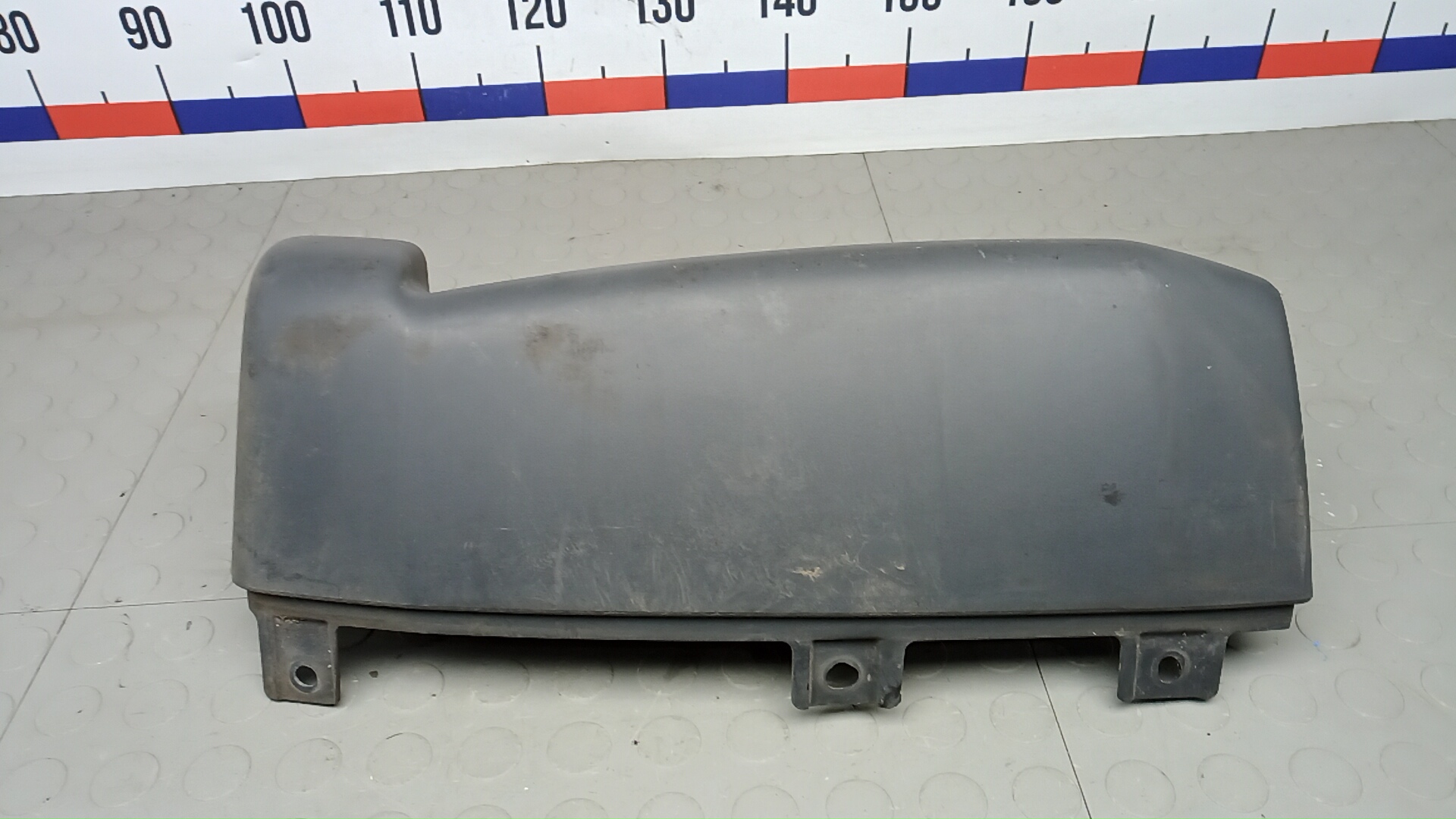 Накладка заднего бампера правая