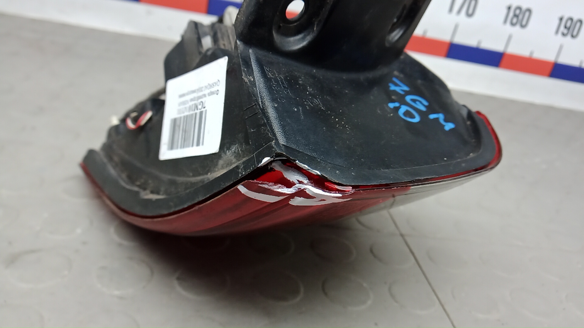 Фонарь задний правый