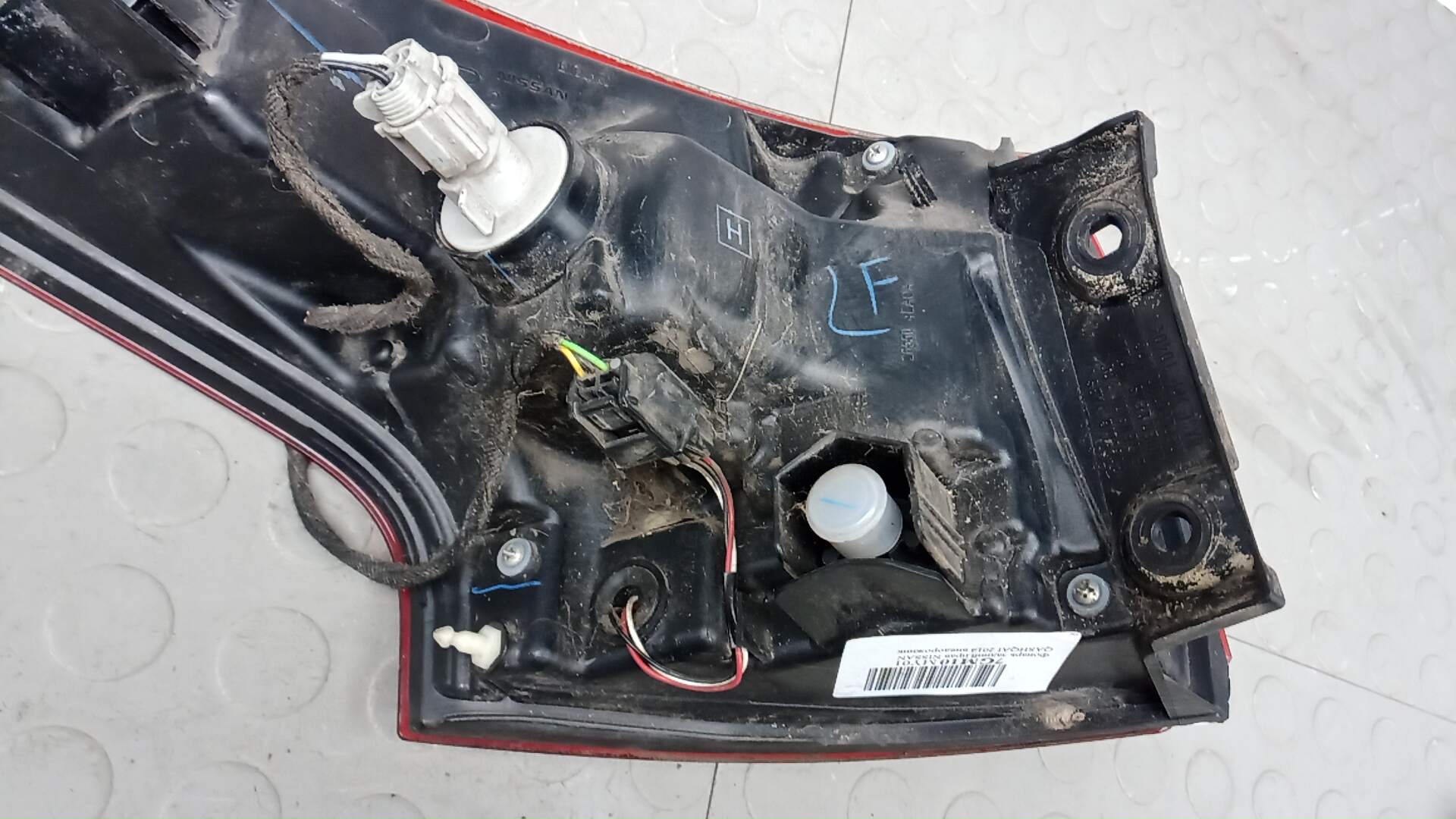 Фонарь задний правый