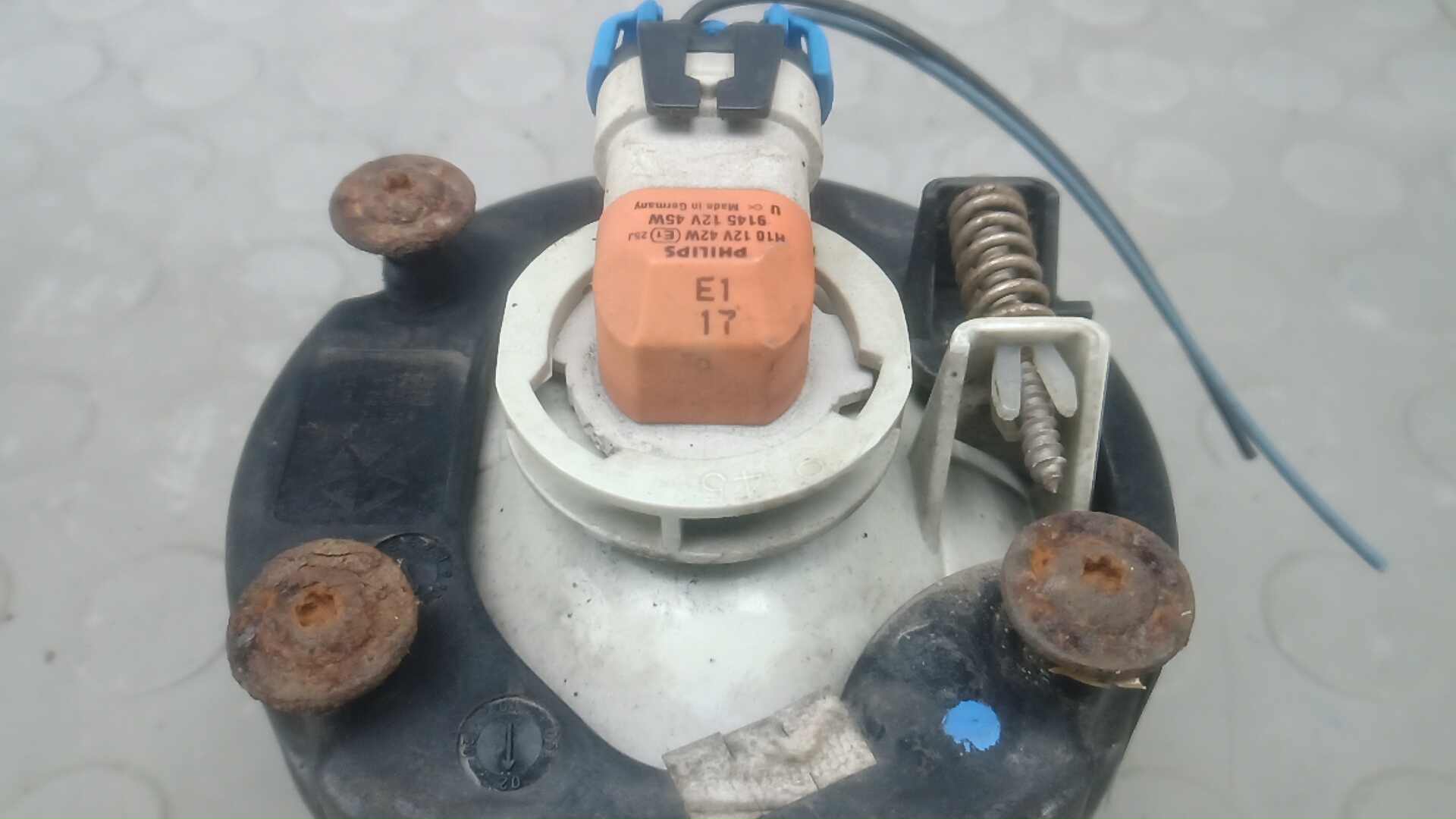 Фара правая