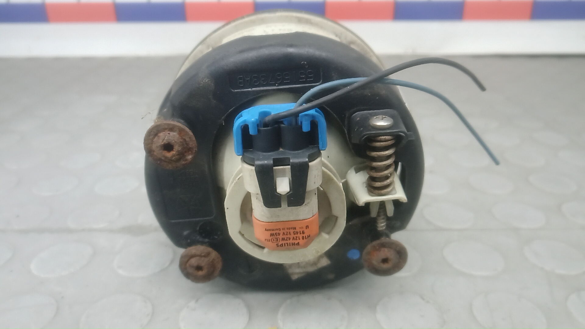 Фара правая