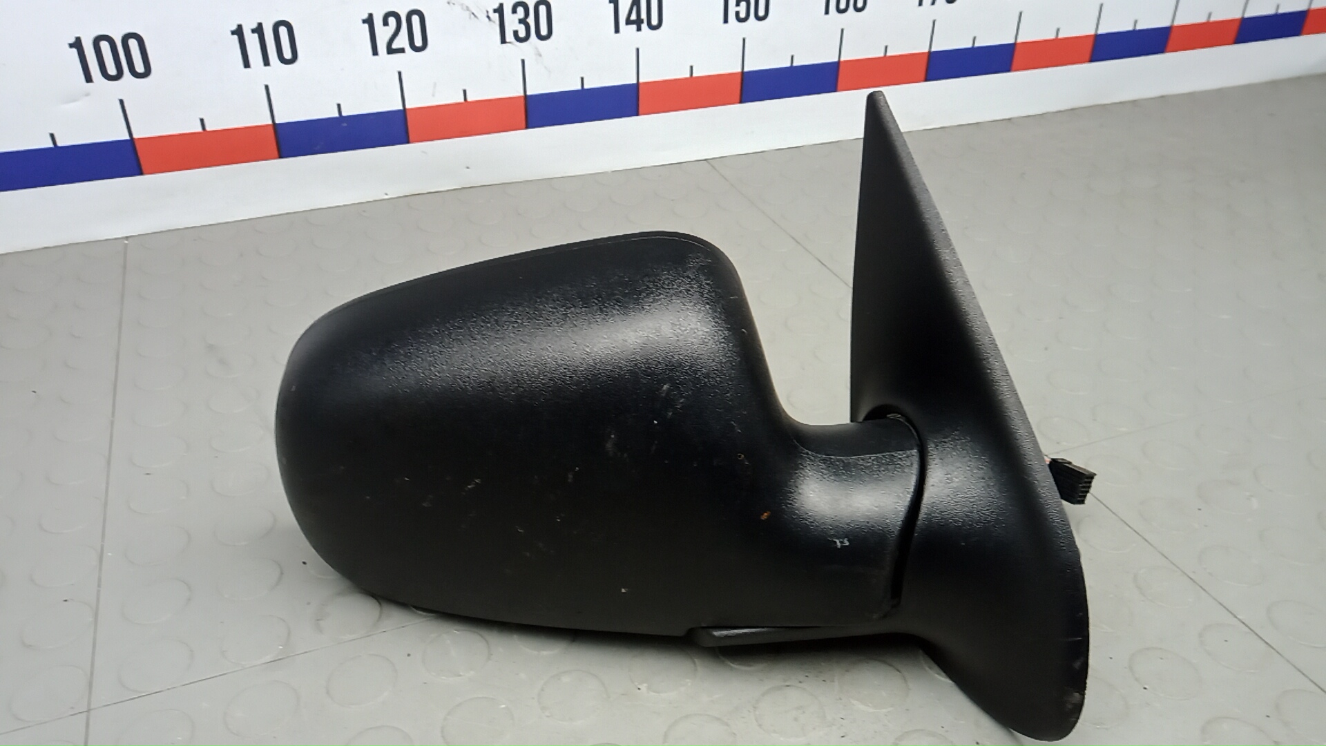 Зеркало правое электрическое