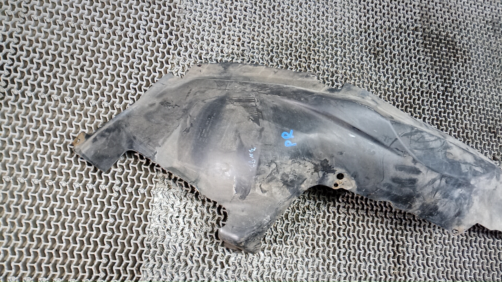 Локер передний правый