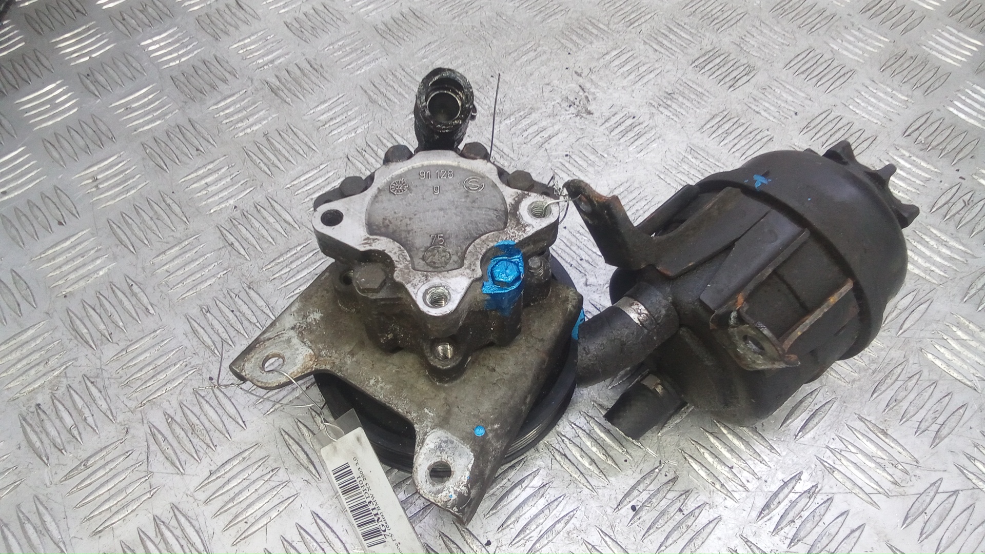 Насос ГУР (гидроусилитель руля)