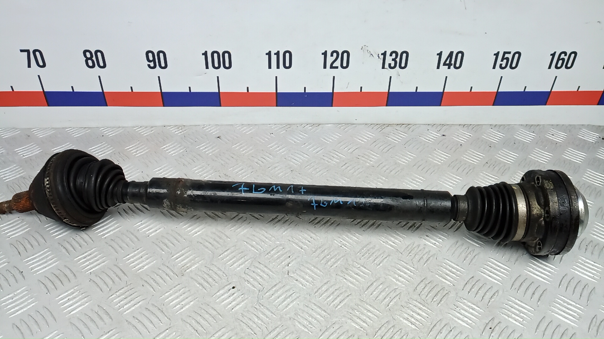 Полуось передняя правая