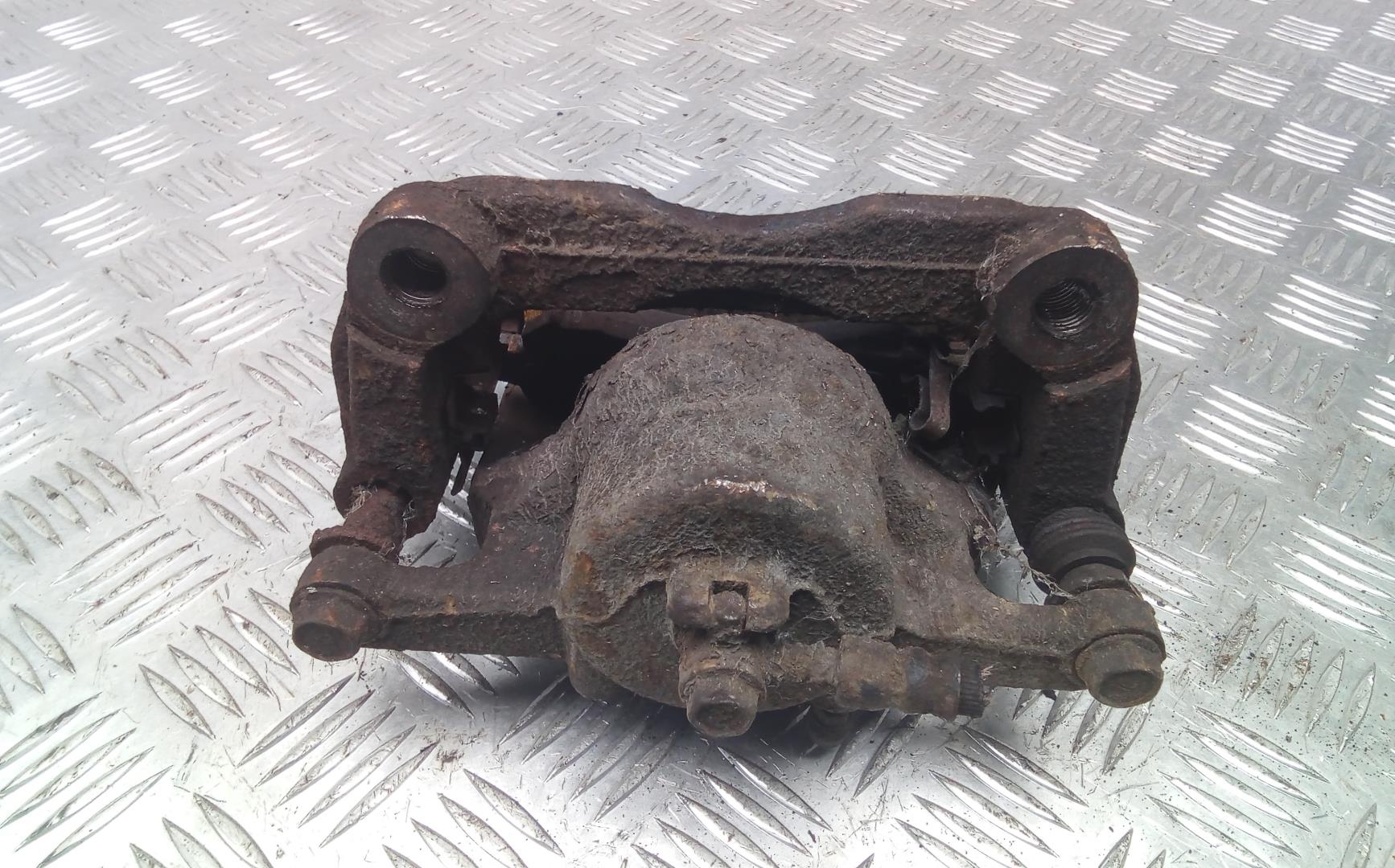 Суппорт передний левый