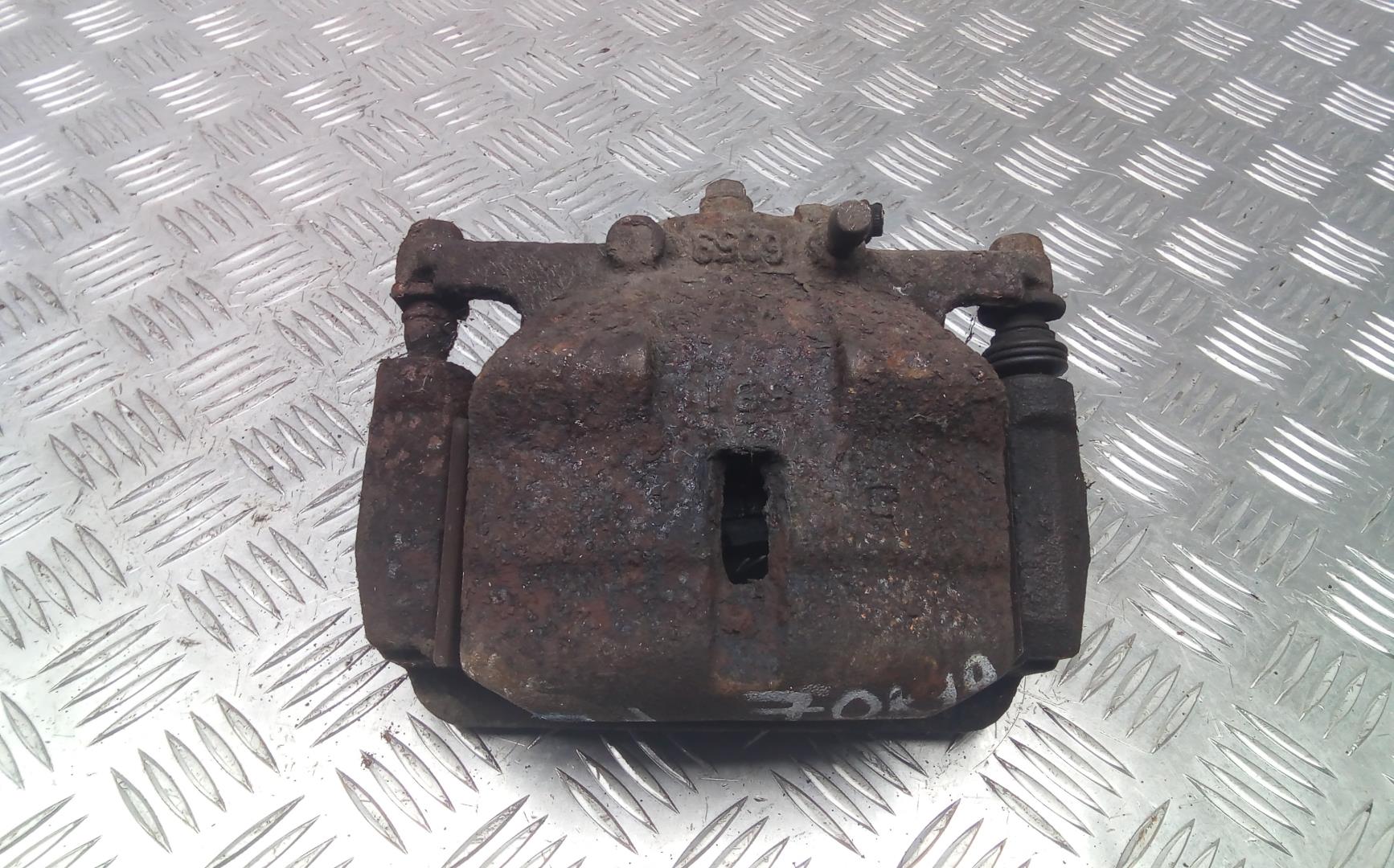 Суппорт передний левый