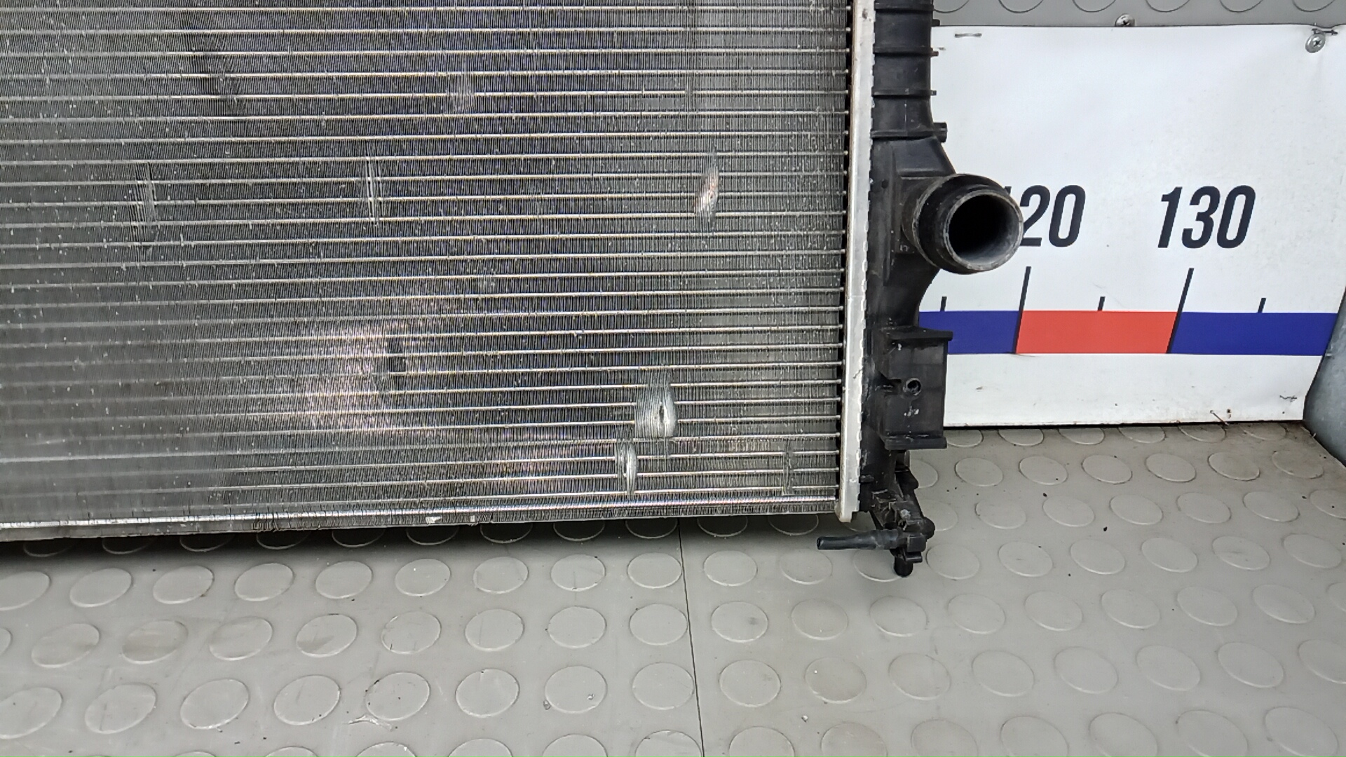 Радиатор охлаждения двигателя основной