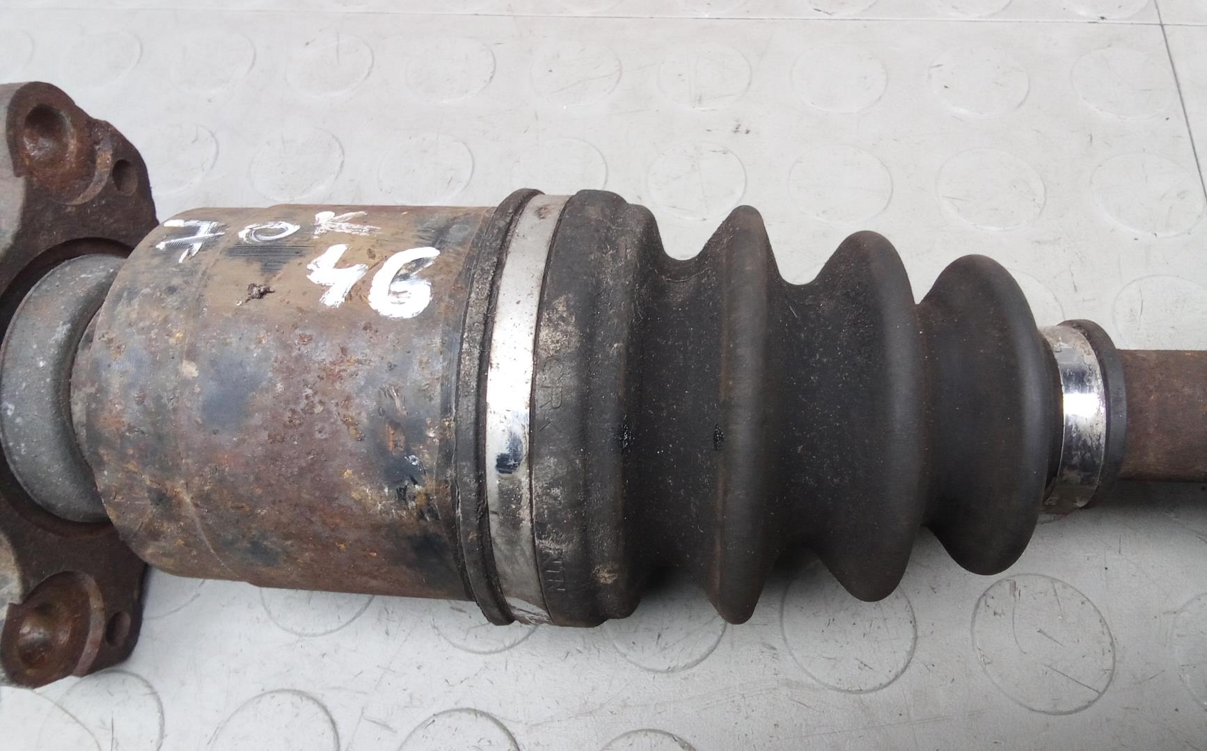 Полуось передняя правая