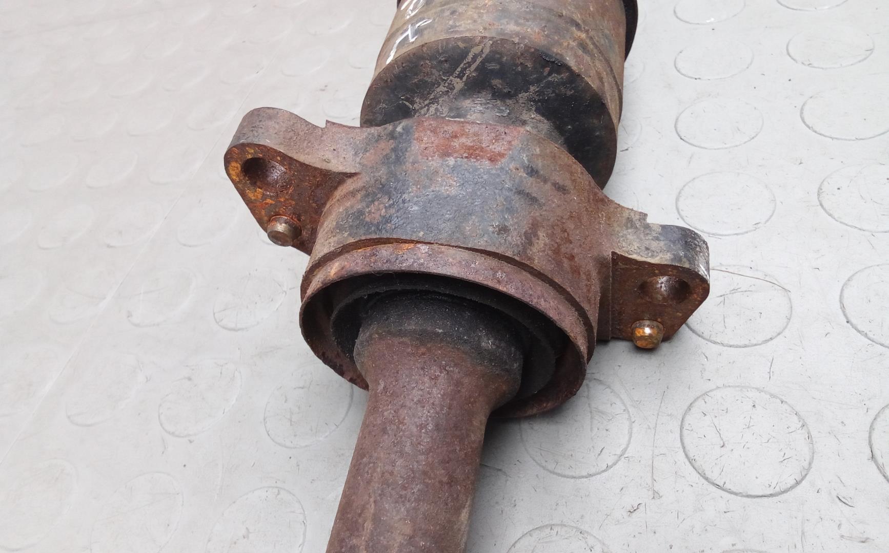 Полуось передняя правая