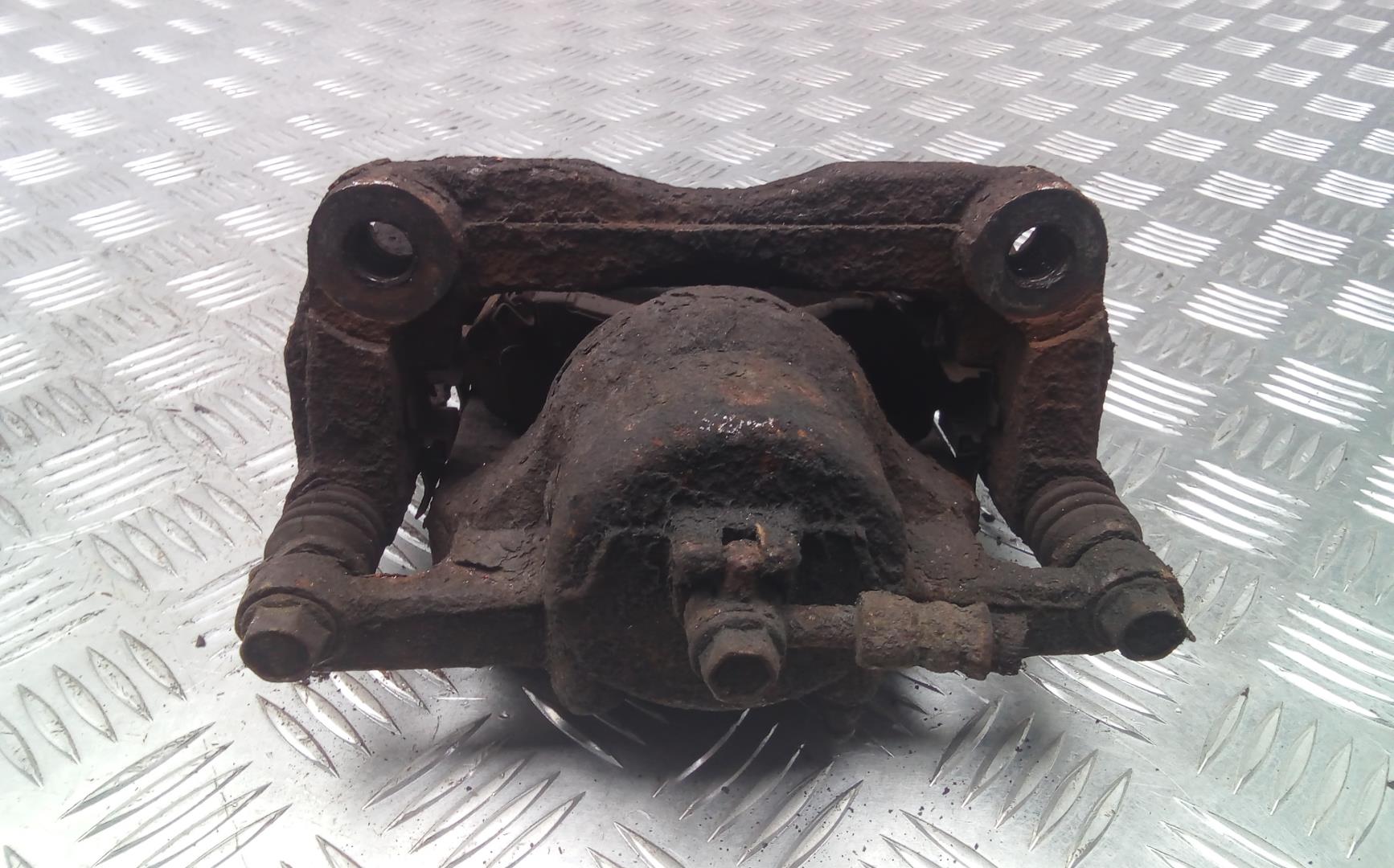 Суппорт передний левый