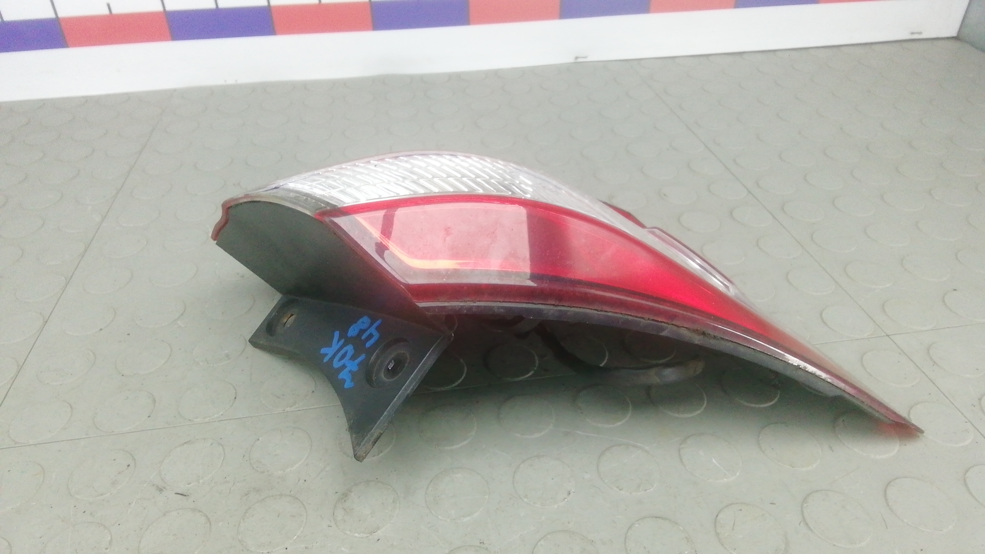 Фонарь задний левый