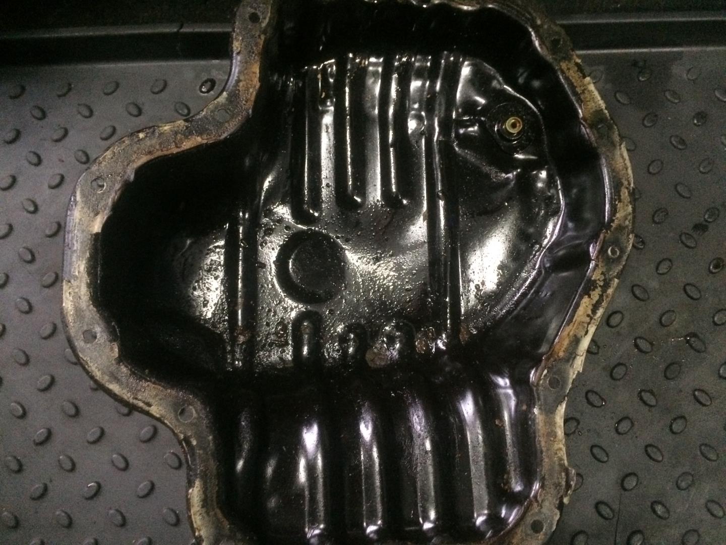 Поддон масляный двигателя (картер)