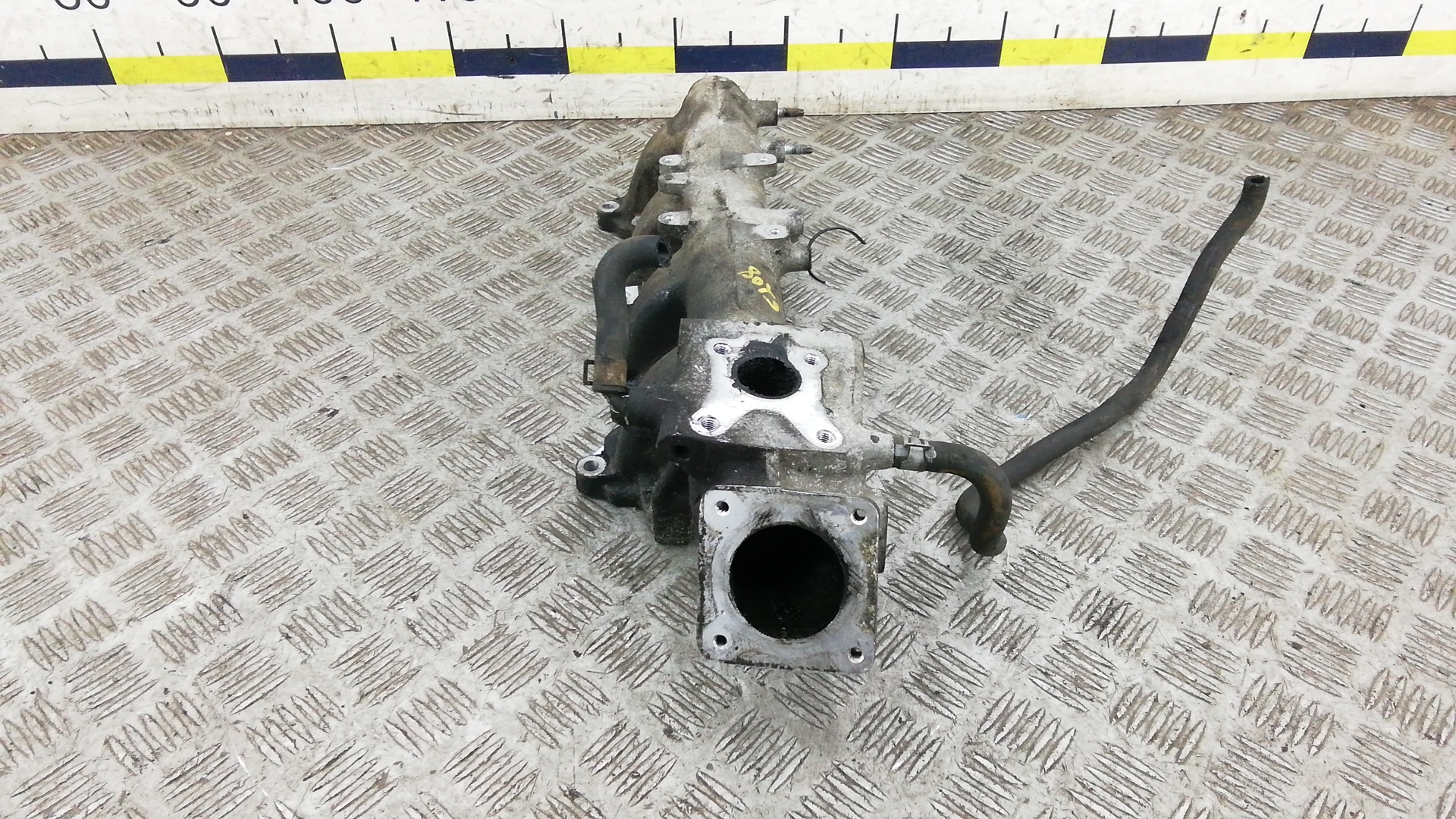 Коллектор впускной