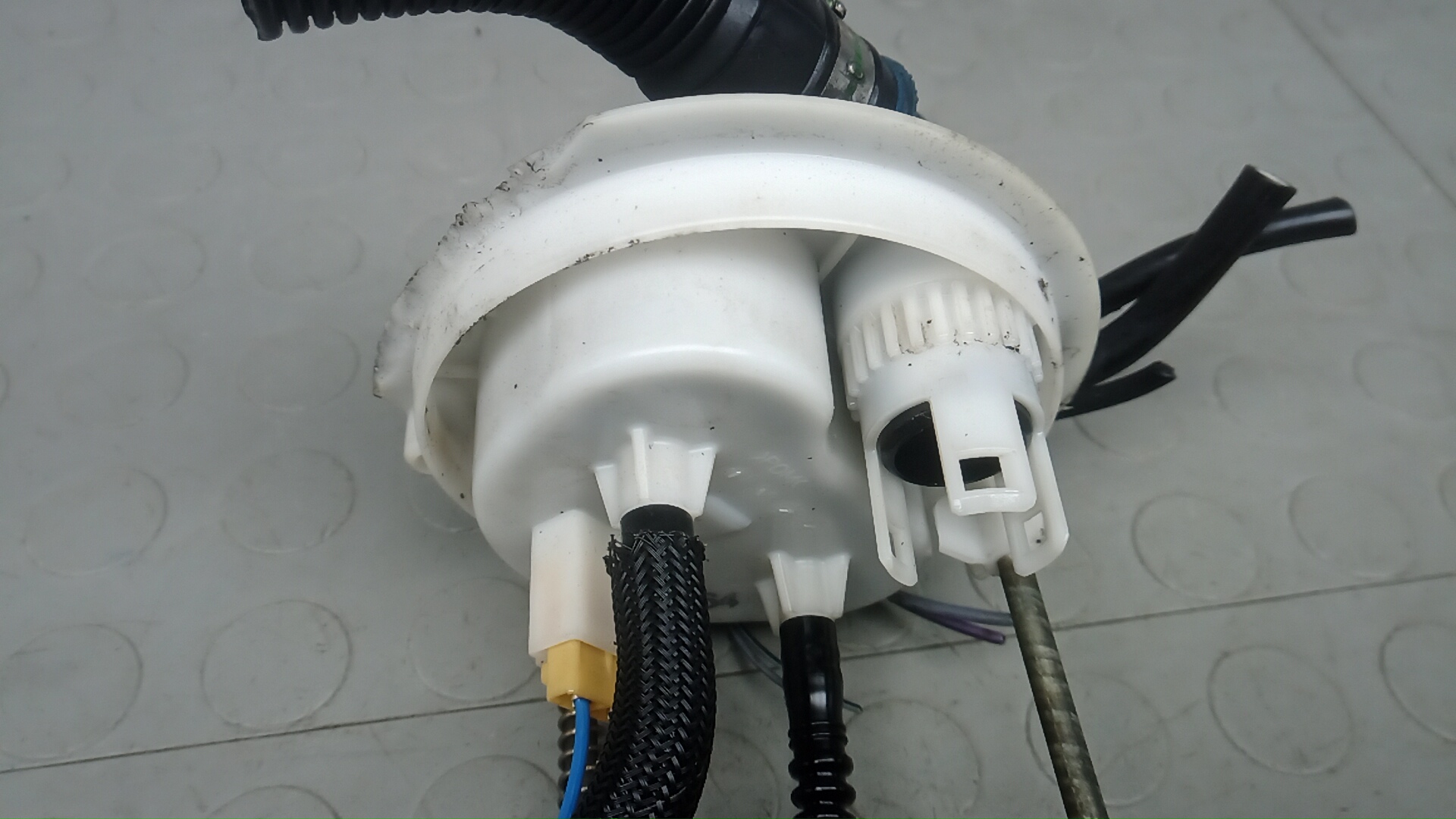 Насос топливный электрический