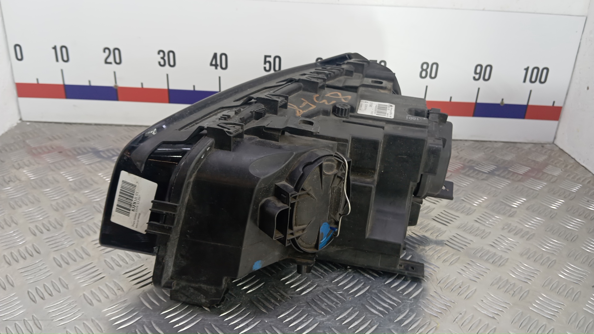 Фара правая для X3 E83 2004-2010